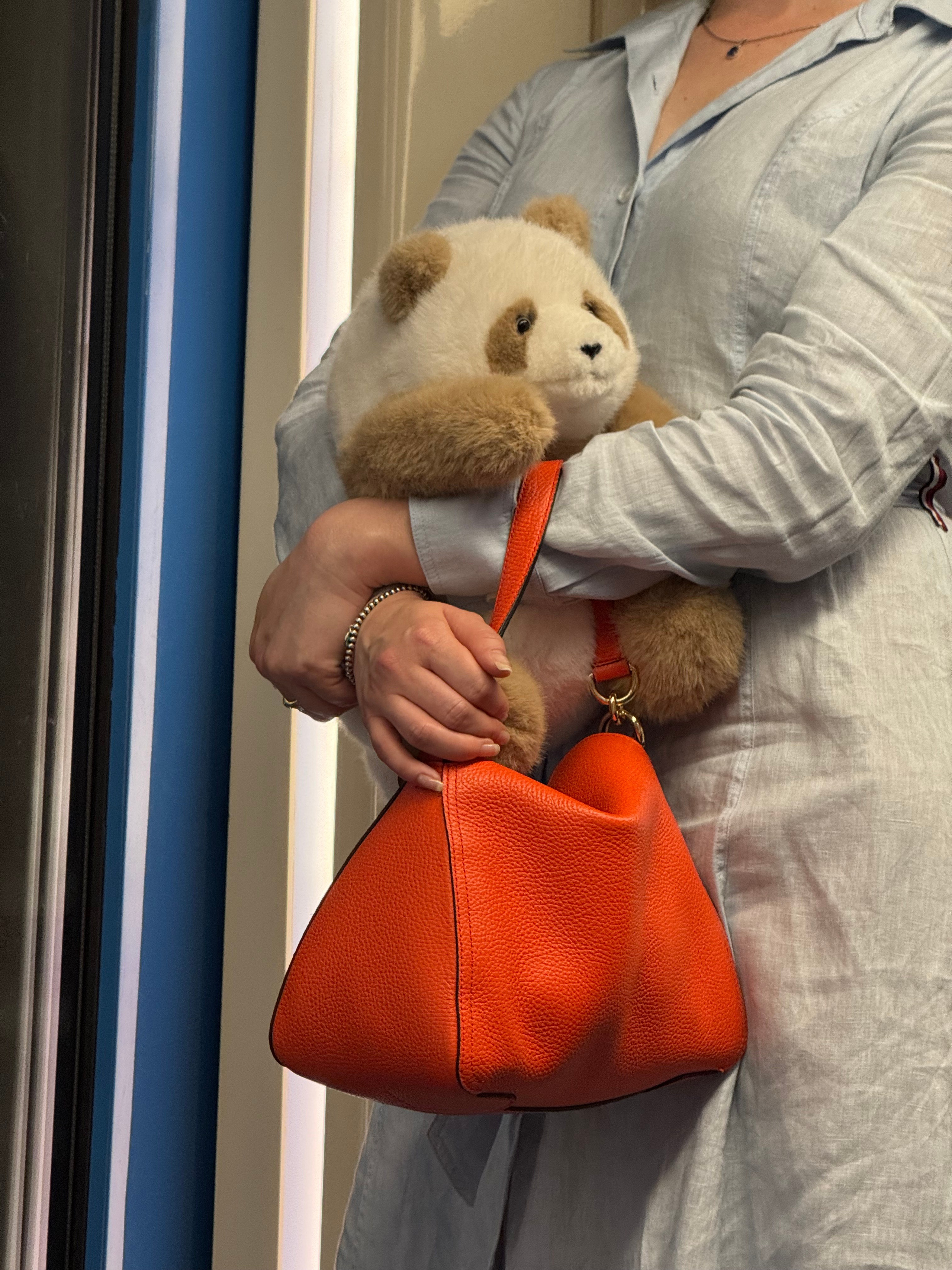 #руки_незнакомцев. Главная