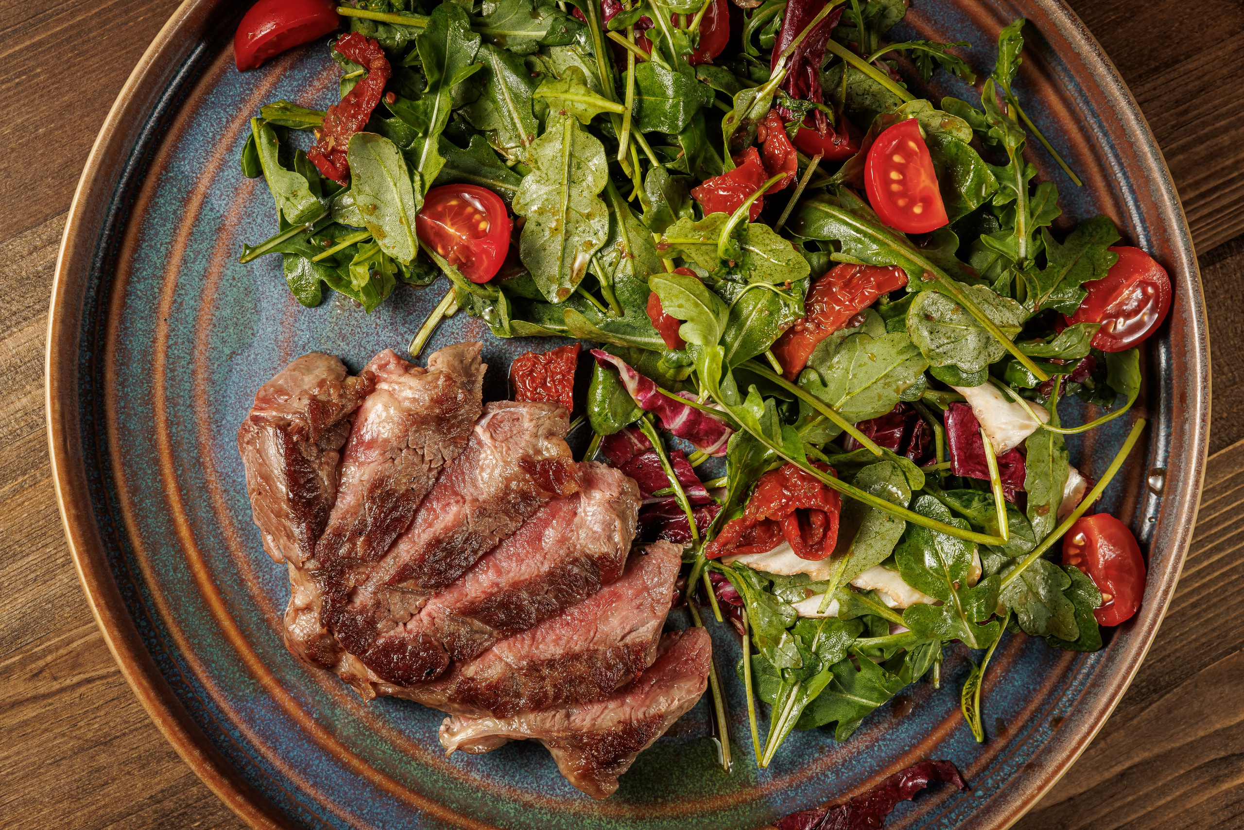 Фото подачи блюда для ресторана и доставки