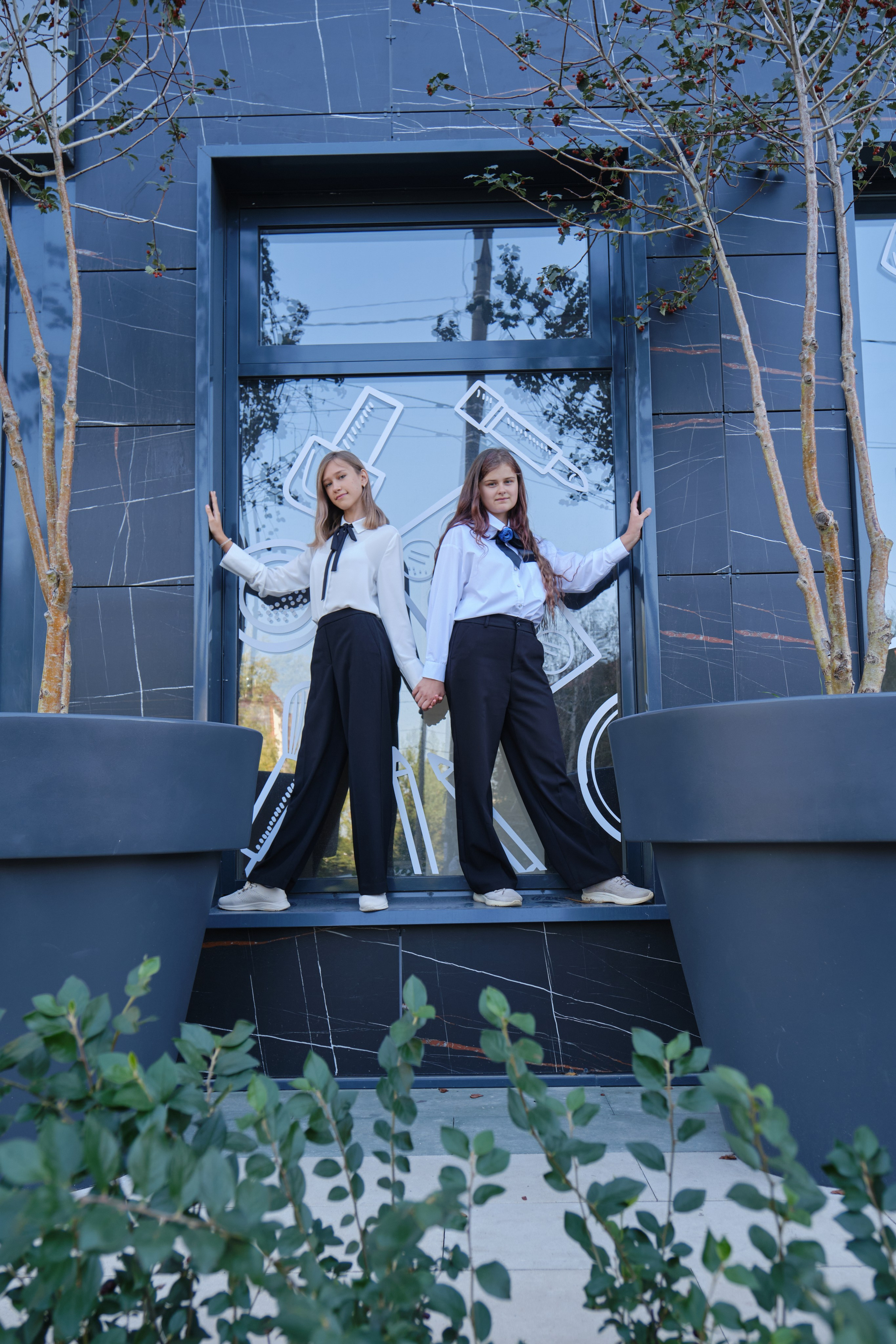 Фотосессия класса и выпускников в студии, в школе, на улице