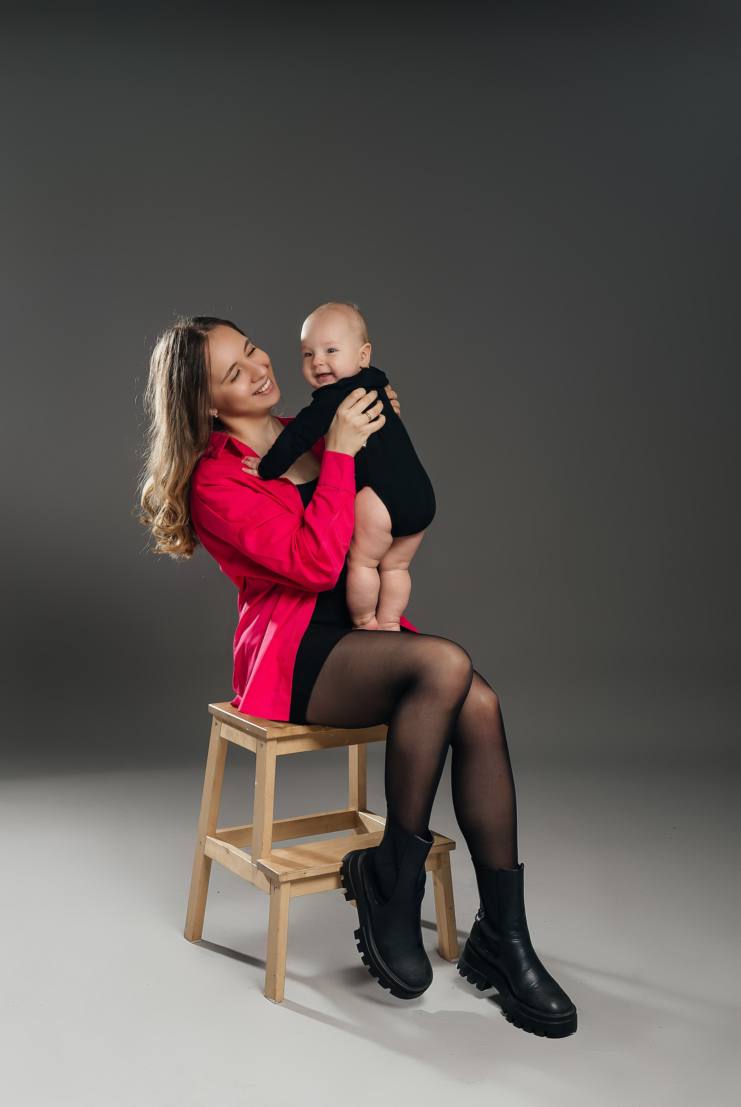 Студийная фотосессия в стиле VOGUE. Свадебный, семейный и школьный фотограф в Бийске Ксения Мамаева