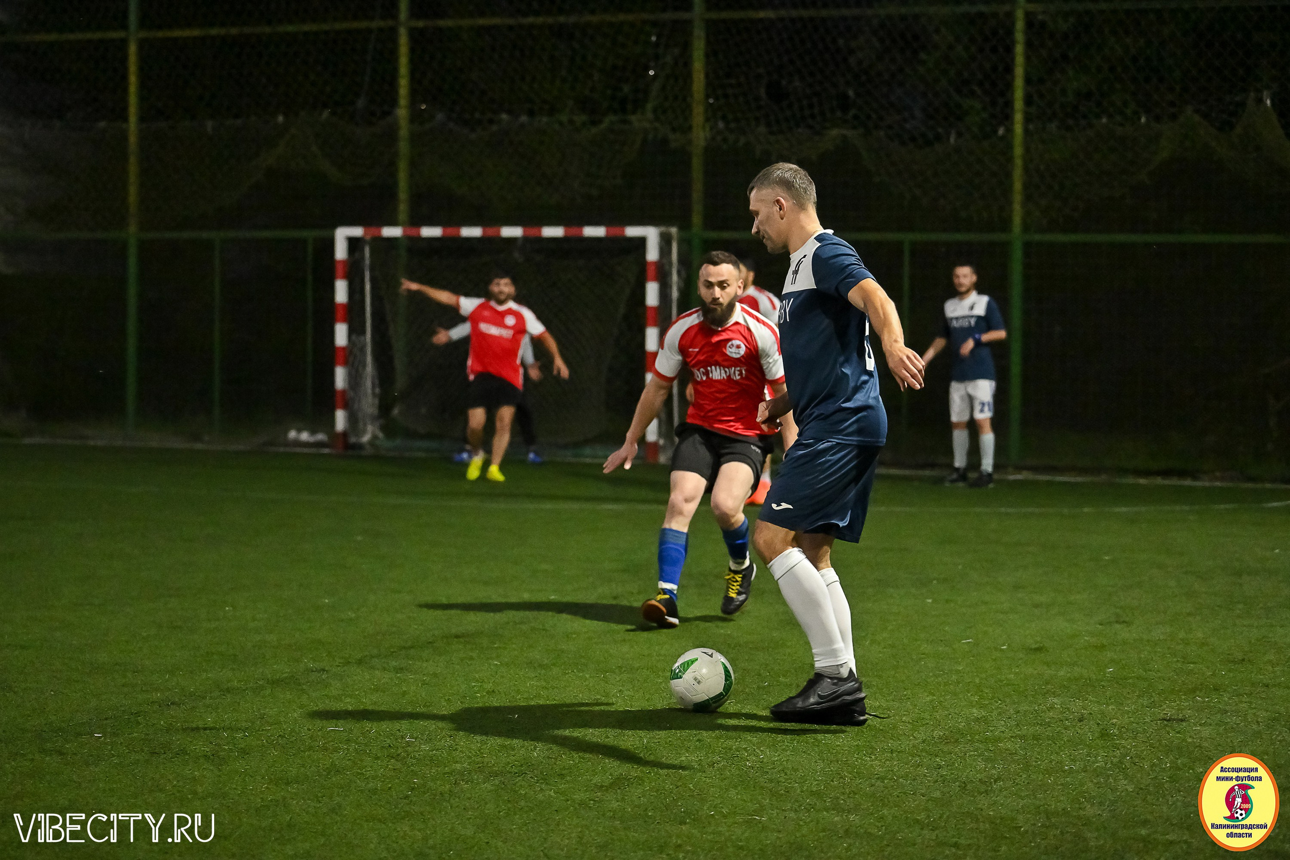 ИГРЫ МИНИ-ФУТБОЛЬНОЙ И КОРПОРАТИВНОЙ ЛИГИ. VIBECITY.RU Вайб Сити Ру Фоторепортажи Фотоотчеты Калининград