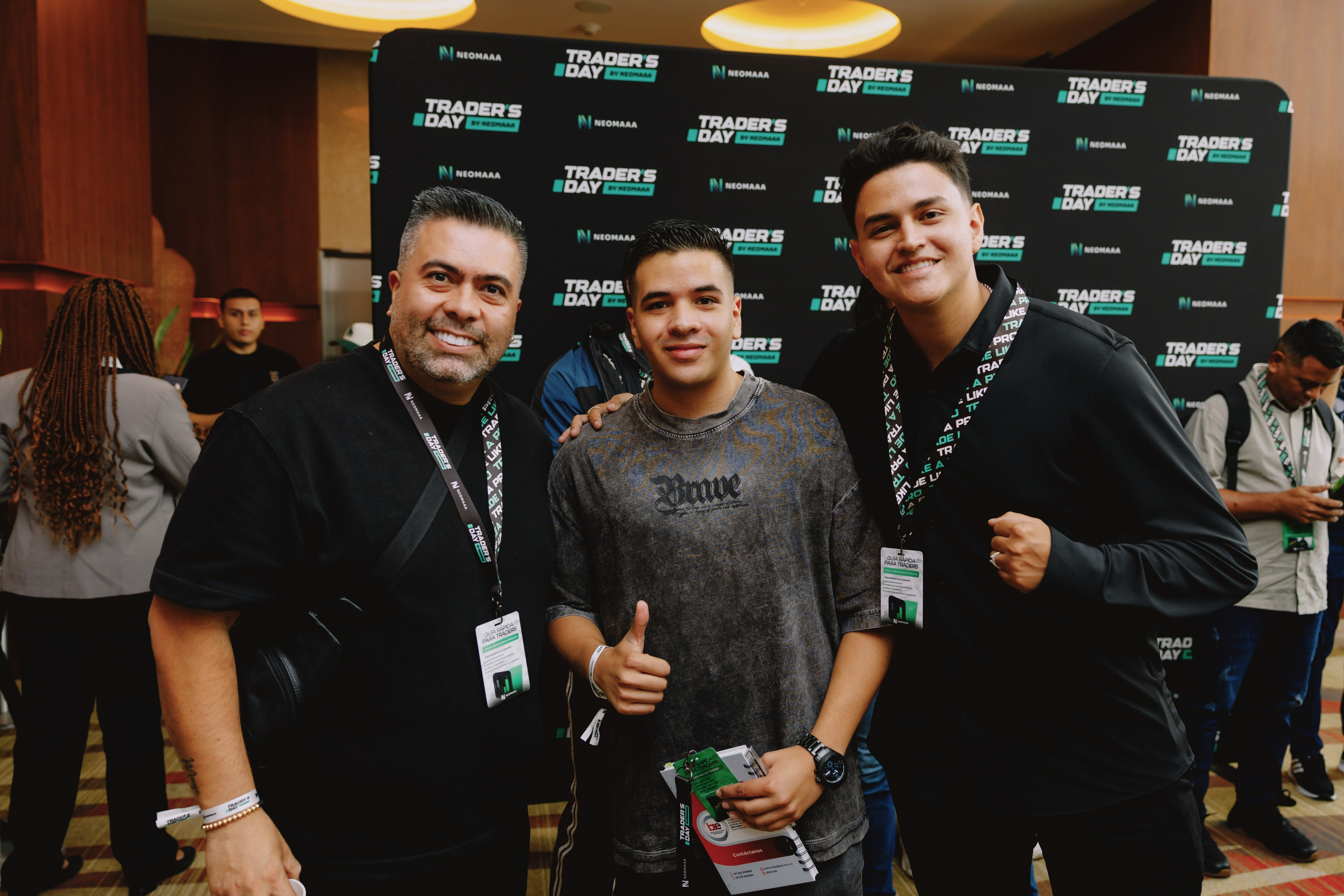 TRADERS DAY By NeomAAA Medellin. NeomAAA Funds Gallery