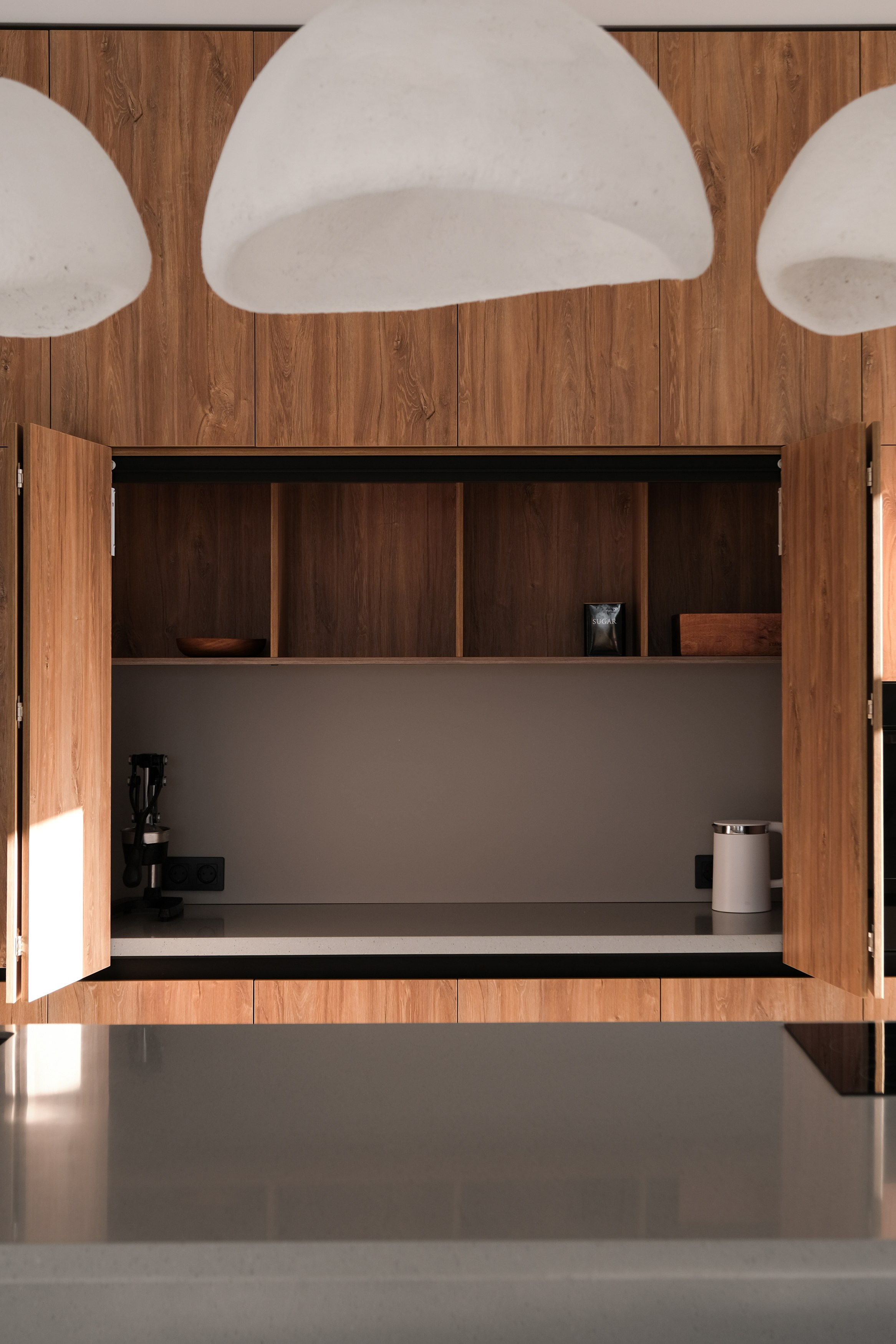 Кухня Томск по Дизайн проекту для Оксаны Токаревой Тактамышево ГУДРУМ. ГУДРУМ — Мебель на заказ в Томске | Кухни | Шкафы | Стулья и Столы