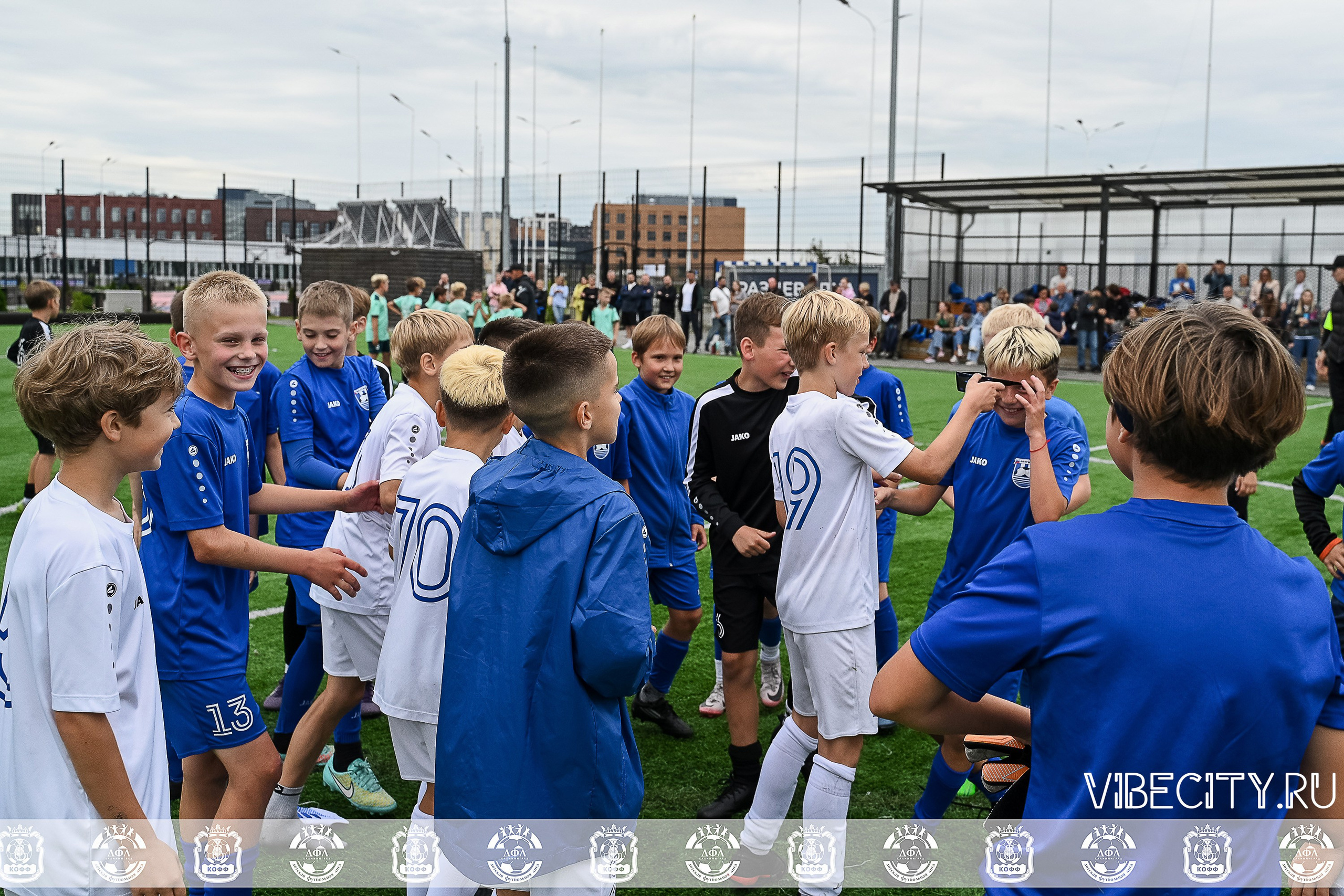 Калининградская Детская Футбольная Лига. VIBECITY.RU Вайб Сити Ру Фоторепортажи Фотоотчеты Калининград