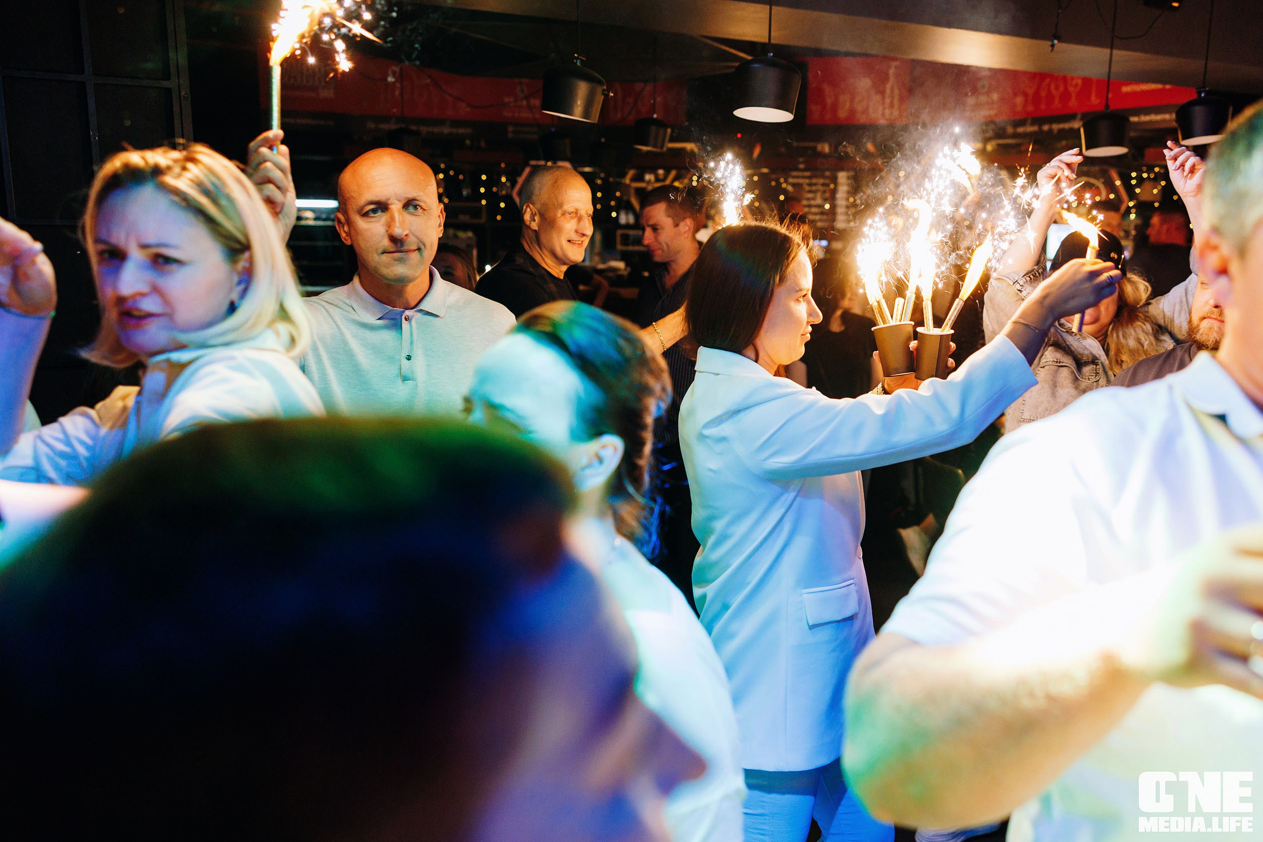 Фоторепортаж из бара Баррэ. One Media Life: фоторепортажи, фотоотчеты с мероприятий и заведений