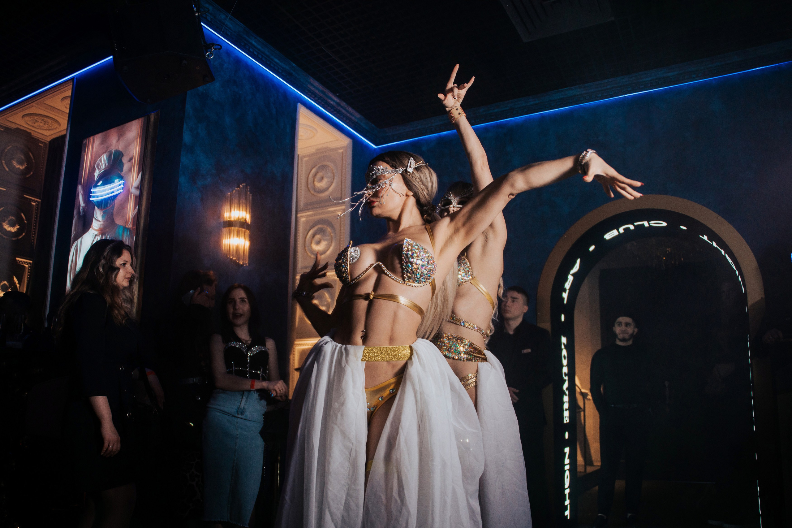 ЛУВР. СВОИ. ФОТООТЧЕТЫ-СОБЫТИЯ-МЕСТА