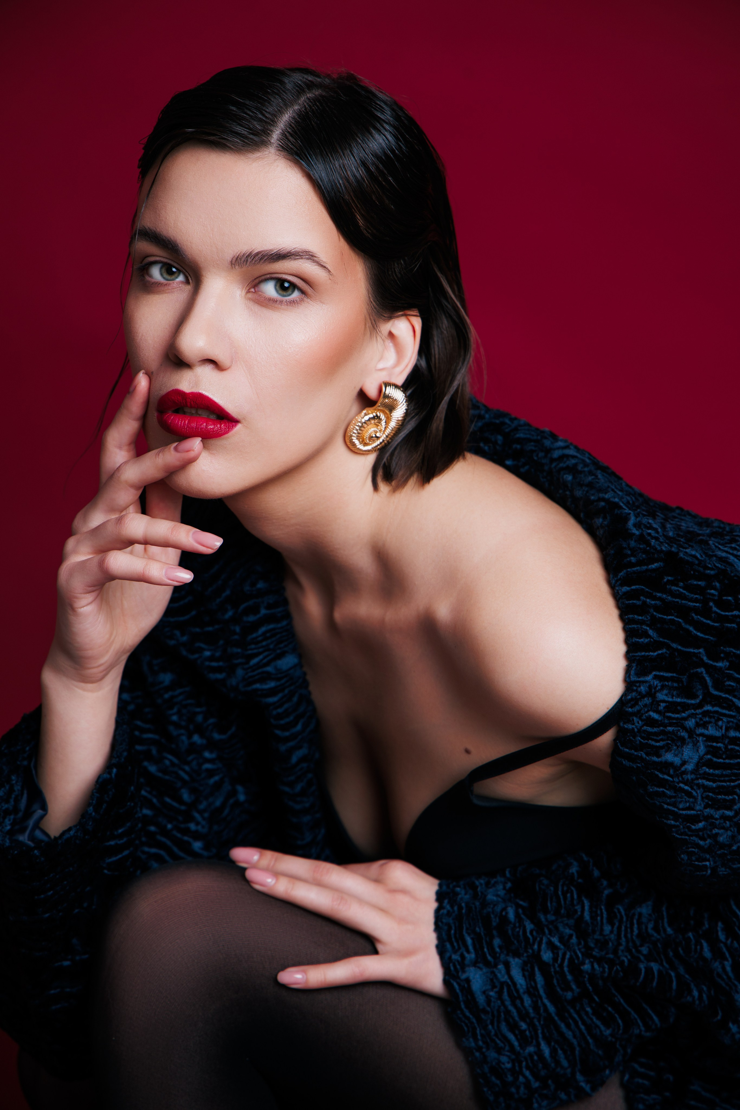 Профессиональная студийная съемка 2 часа за 15 000₽ | Идеальный свет, 3-4 образа. Валентина Похомова — профессиональный фотограф в Екатеринбурге