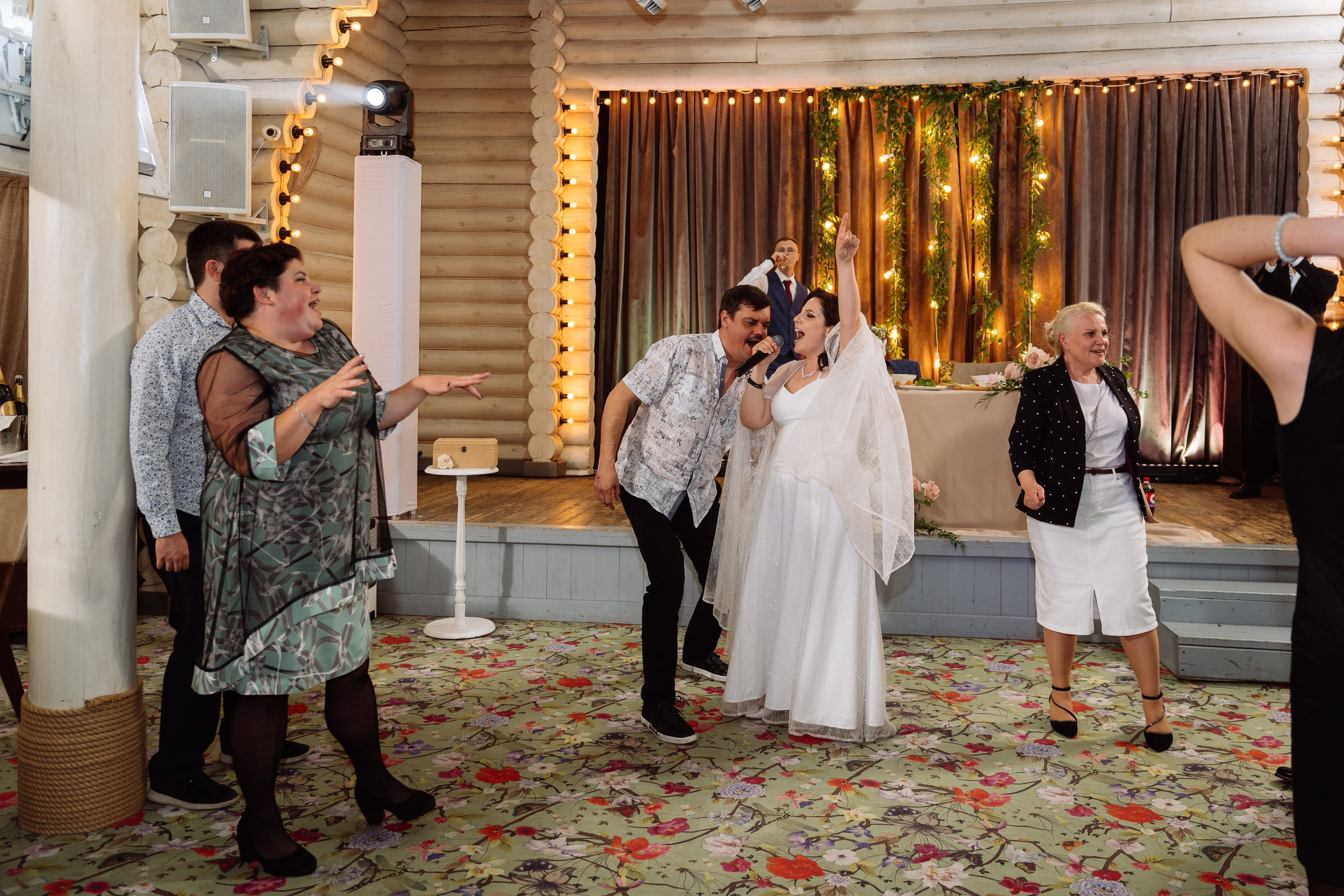 Свадьба Валентина и Дарьи в загородном клубе «Ближняя дача»