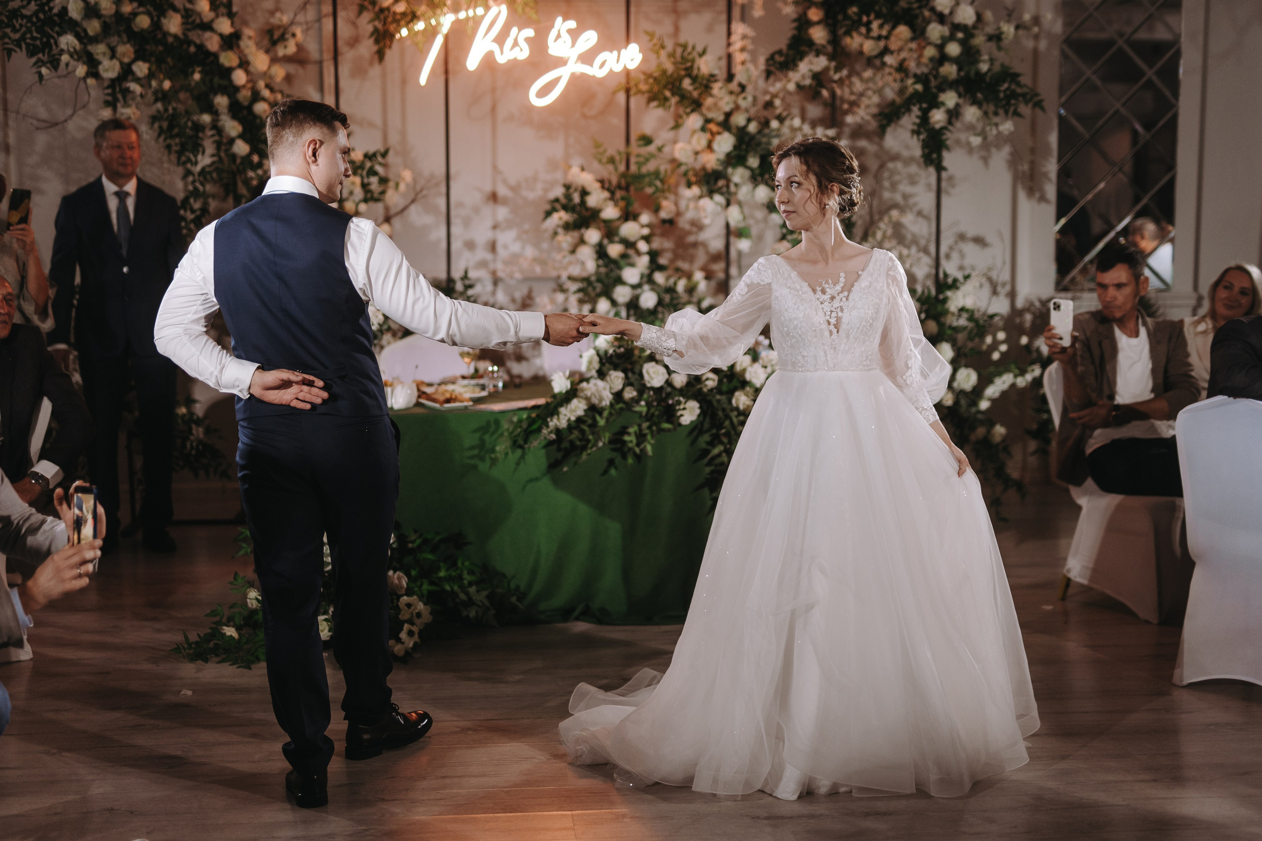 СВАДЕБНЫЙ ФОТОГРАФ УФА, ЭСТЕТИК ФОТОСТУДИЯ, ВЫСОТА 22, БОТАНИЧЕСКИЙ САД, ДВОРЕЦ БОРЬБЫ