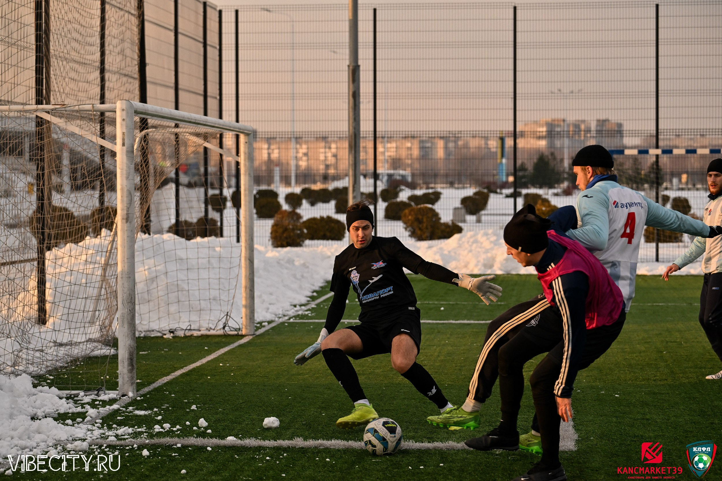 Калининградская Любительская Футбольная Лига, Премьер лига 14 тур, Бауцентр-Пивной двор. VIBECITY.RU Вайб Сити Ру Фоторепортажи Фотоотчеты Калининград