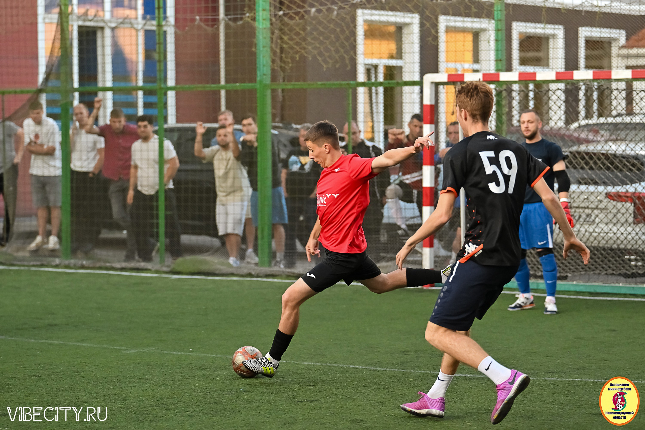 ИГРЫ МИНИ-ФУТБОЛЬНОЙ И КОРПОРАТИВНОЙ ЛИГИ. VIBECITY.RU Вайб Сити Ру Фоторепортажи Фотоотчеты Калининград