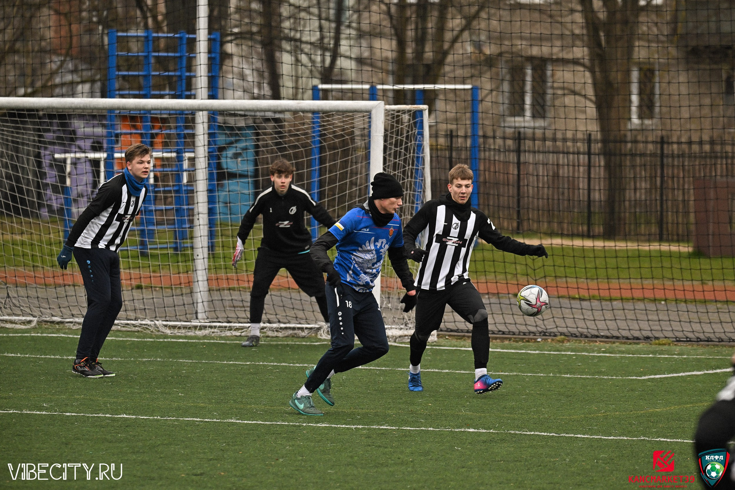 XX ЧЕМПИОНАТ КАЛИНИНГРАДСКОЙ ЛФЛ КАНЦМАРКЕТ39 сезона 2024–2025 гг. VIBECITY.RU Вайб Сити Ру Фоторепортажи Фотоотчеты Калининград