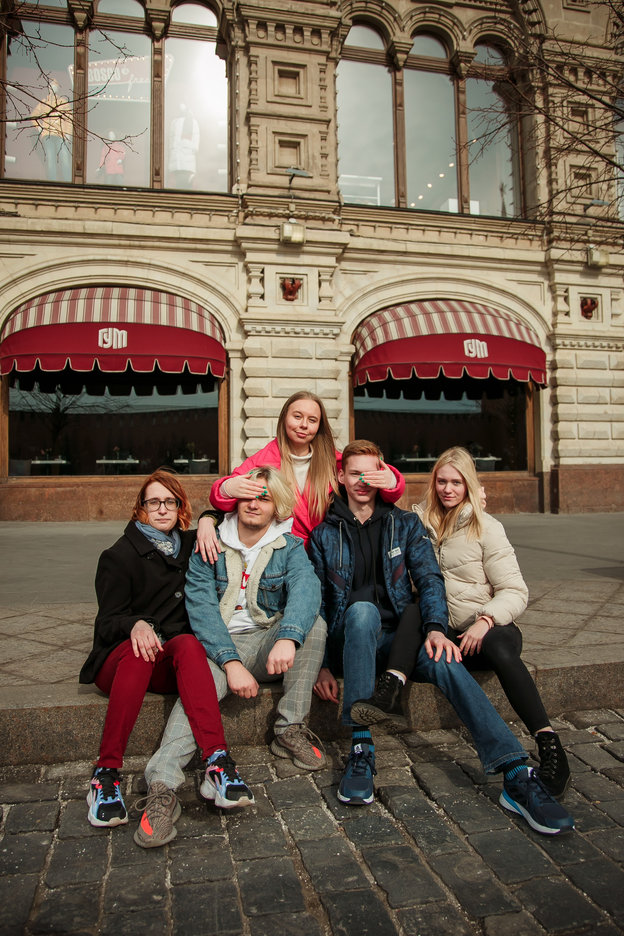 Акции от фотостудии Вышка. Выпускной альбом в Москве и Домодедово Вышка Школьный фотограф