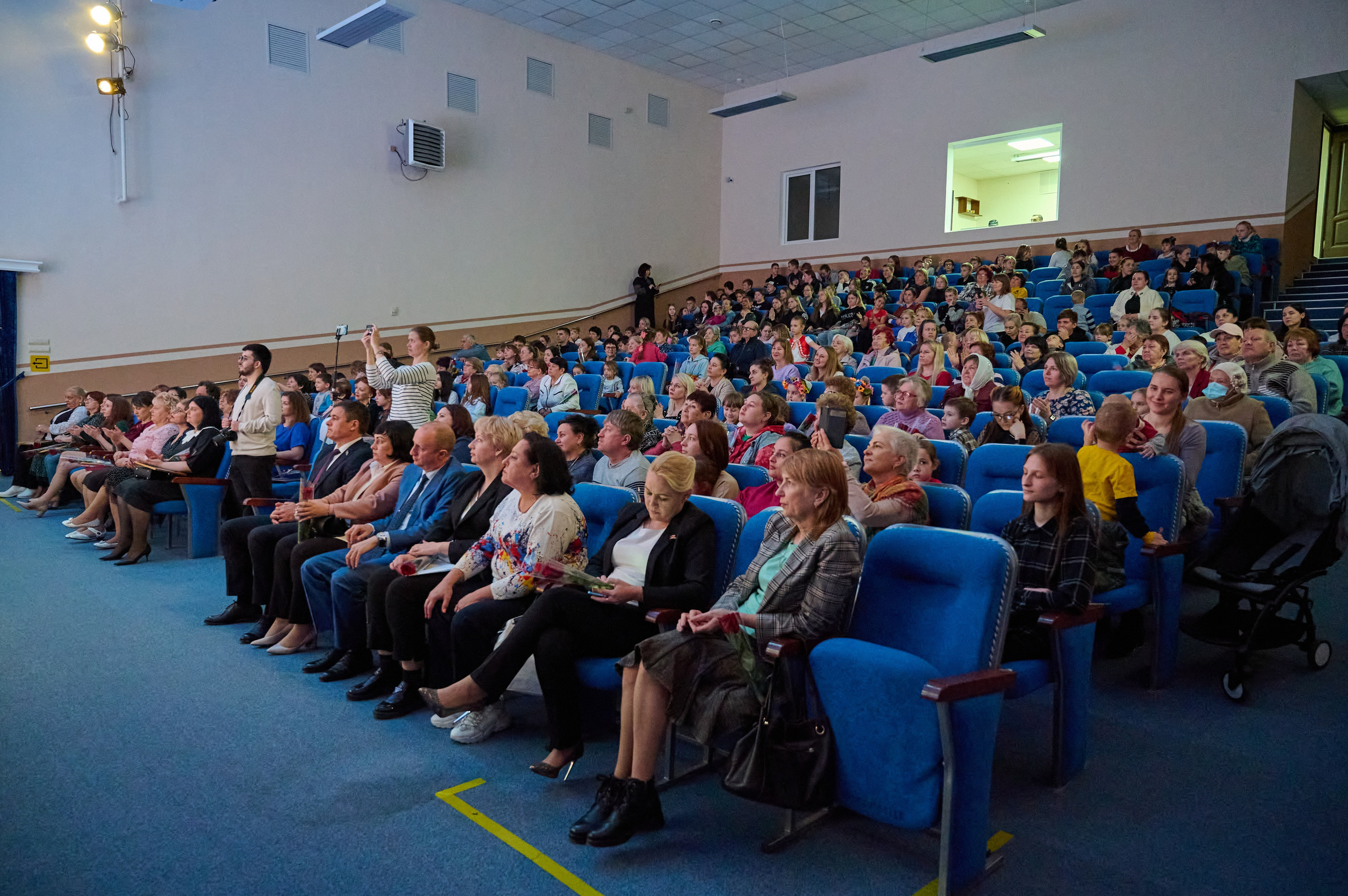 8 марта Марьина роща. Жизнь курорта Кабардинка в фотографиях