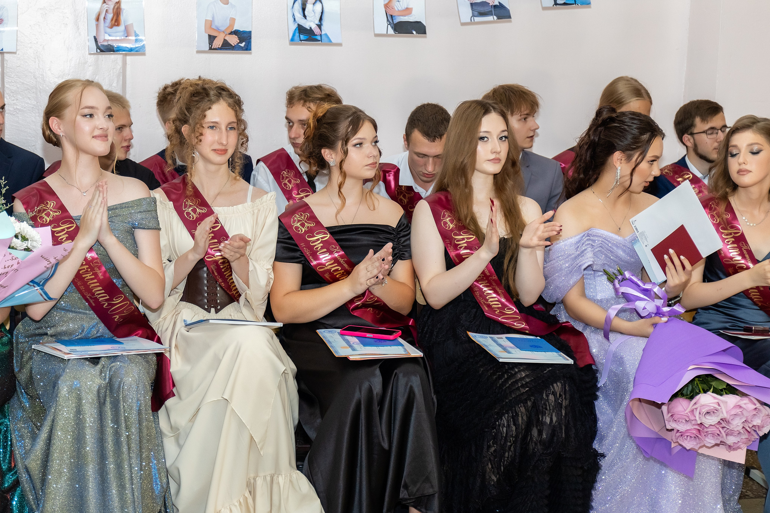 Выпускной. Школа 22, 11 класс. Стильный выпускной альбом Владивосток фотограф Вероника Мигачева