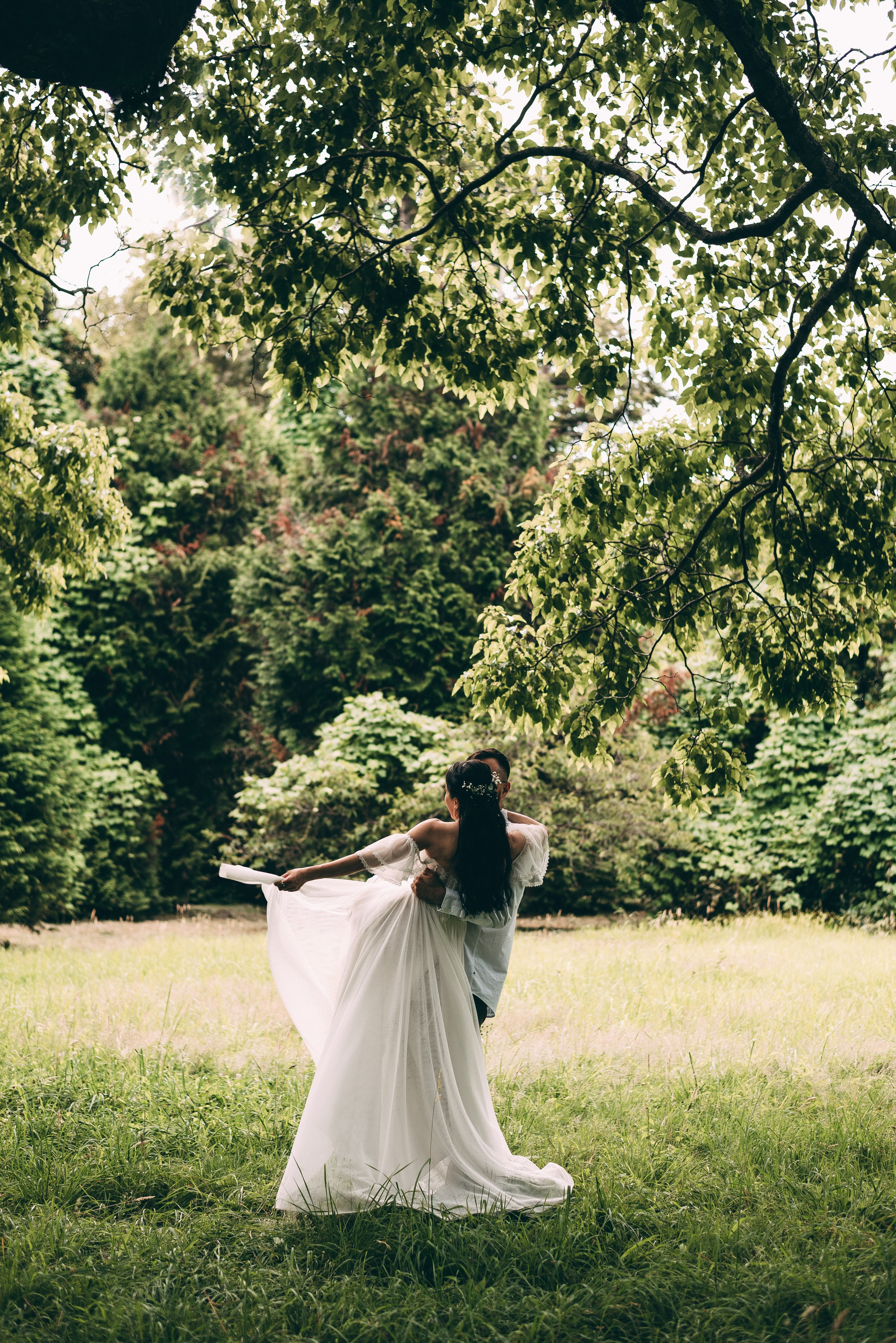 Фотосессия свадьбы, семейная фыотосессия в парке Южные культуры Сириус. Фотограф в Сочи — Маргарита Поганова