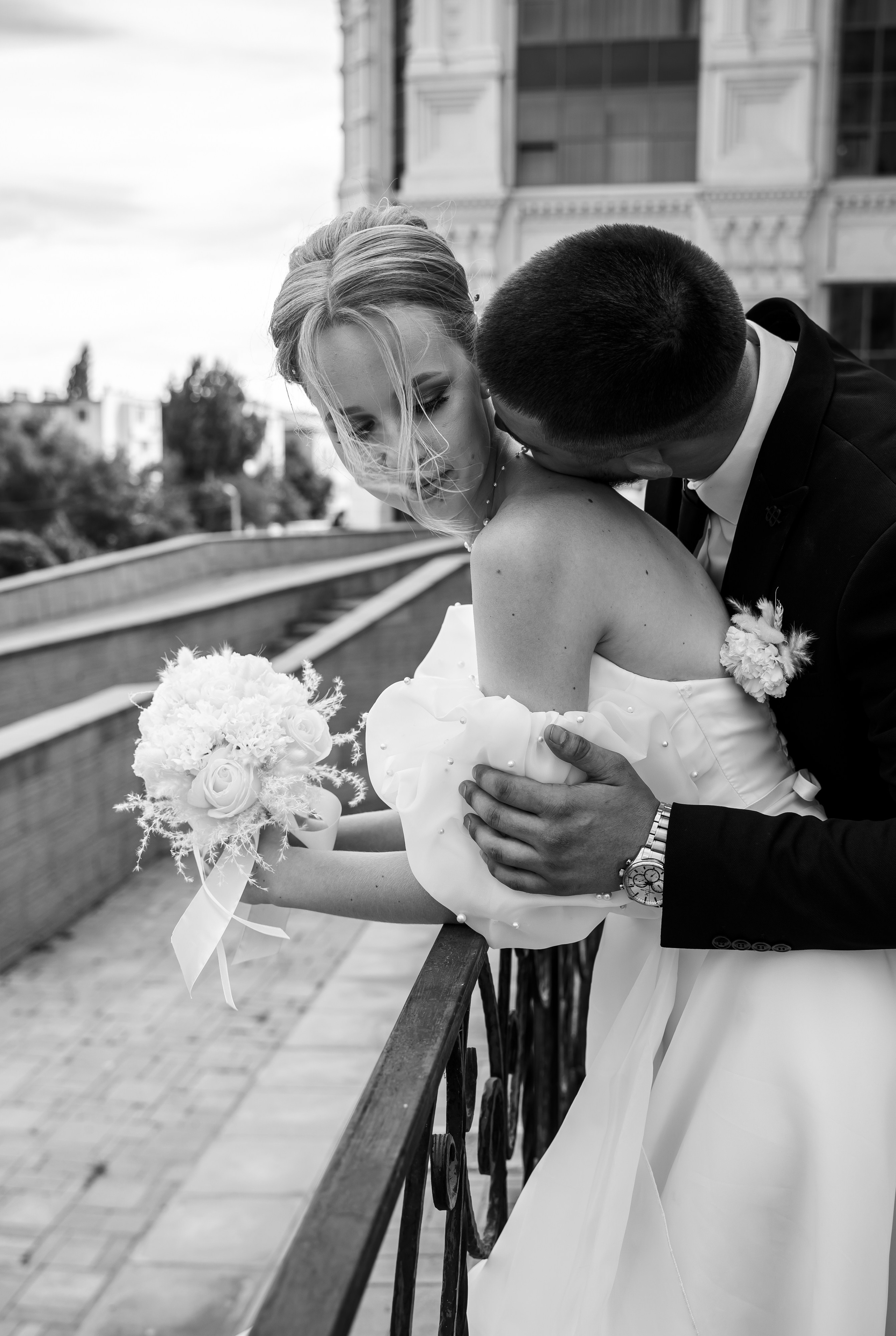 Театр оперы и балета Астрахань. Свадебная фотосессия Астрахань. Свадебный фотограф Анна Шишкина Астрахань