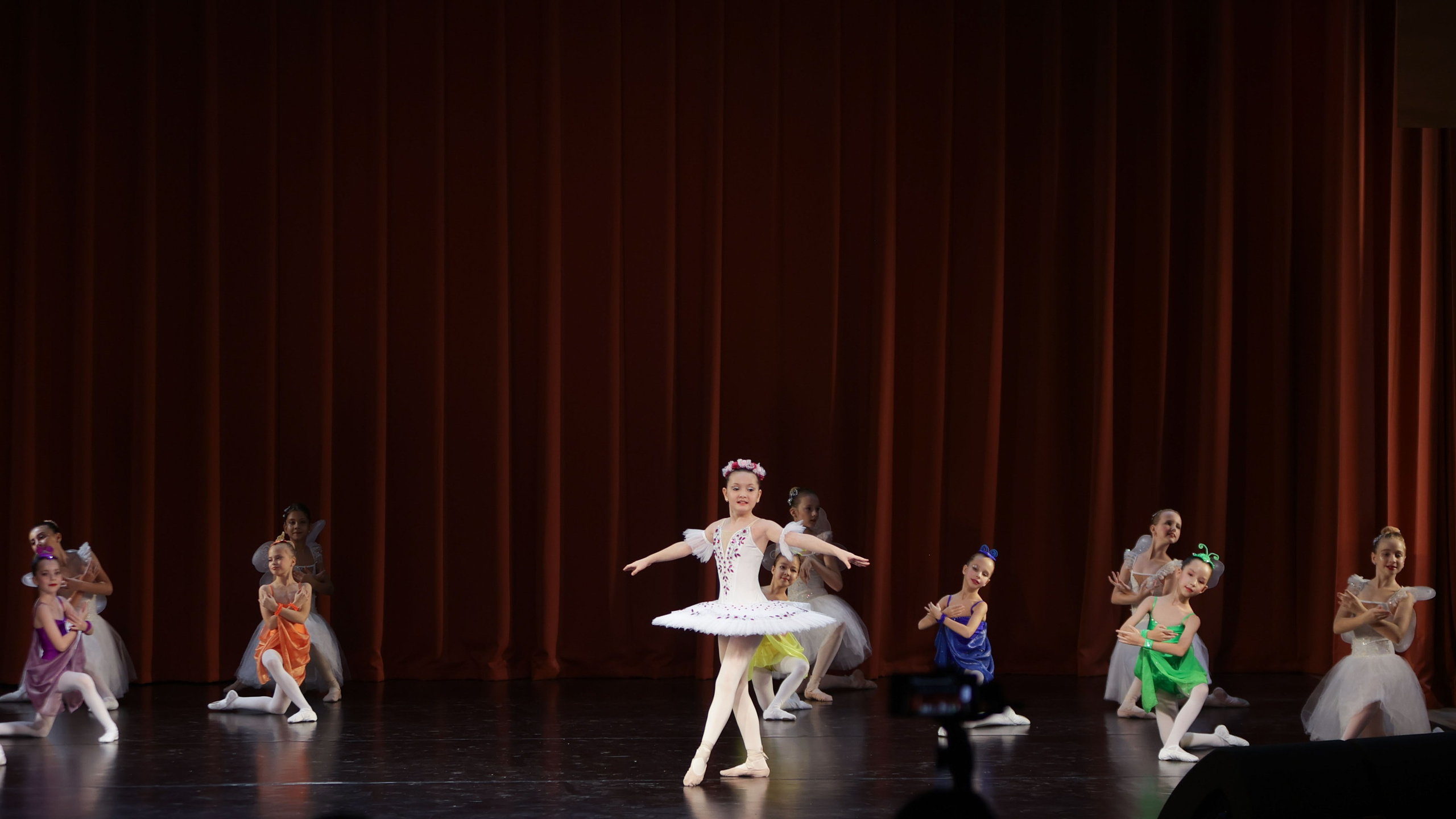 Фестиваль хореографического искусства «КУБОК ЛЕГЕНДЫ — 2025». Выпускные альбомы и школьный фотограф в Подольске, Троицке, Щербинке, Москве и Московской области