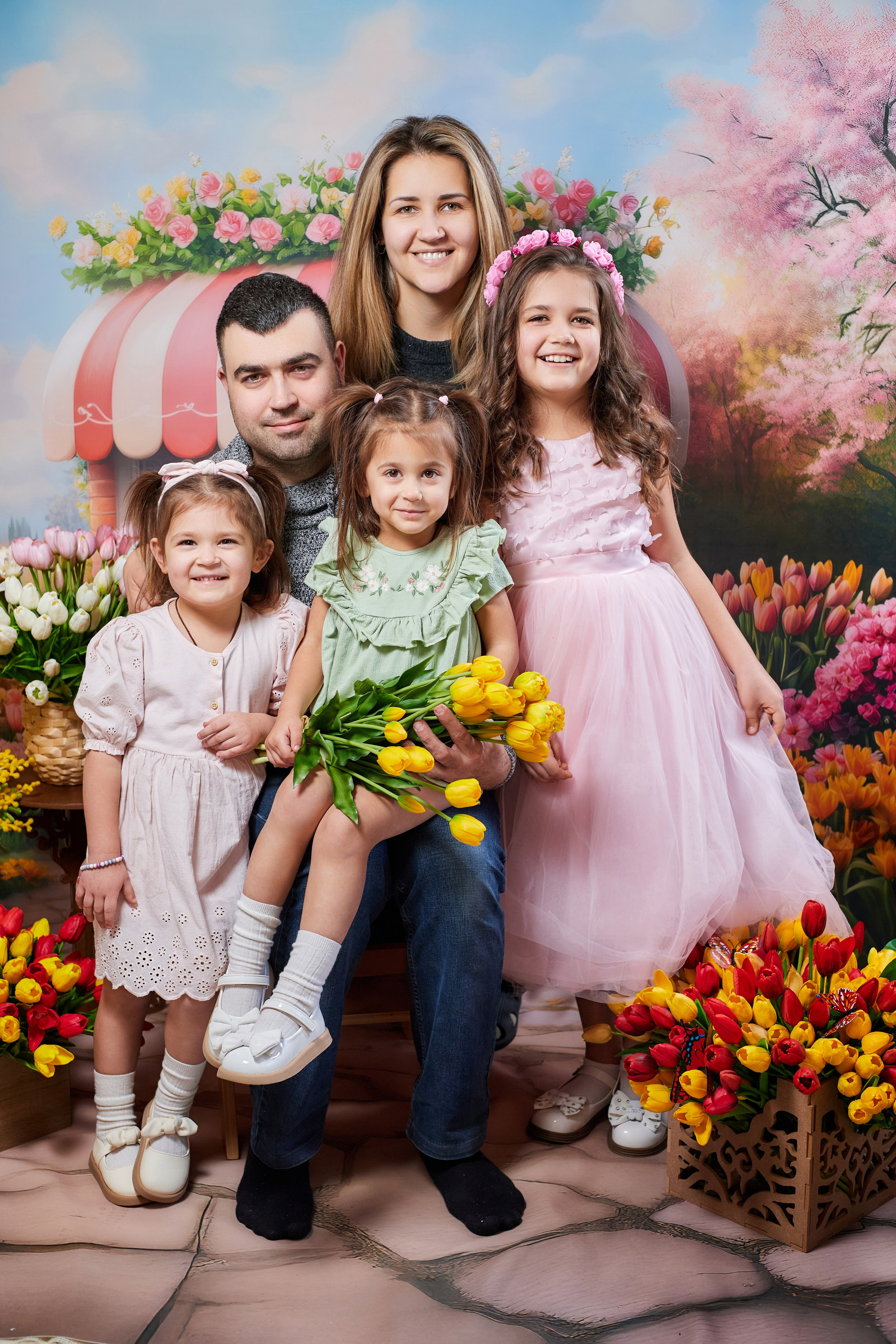 ВЕСЕННЯЯ ЭКСПРЕСС-ФОТОСЕССИЯ С ДЕКОРАЦИЯМИ. Фотограф Татаринов Андрей (Донецк / Макеевка)