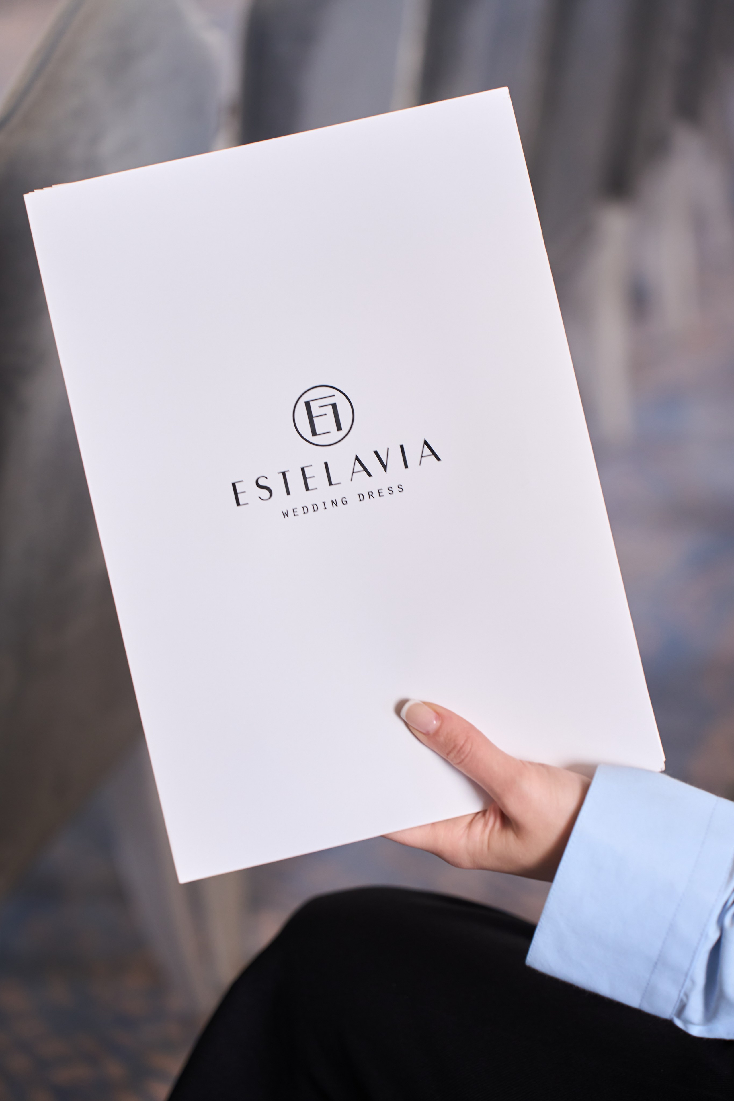 Репортажный фотограф. Показ свадебных платьев в Москве. Репортажный фотограф в Москве Вадим Галанин