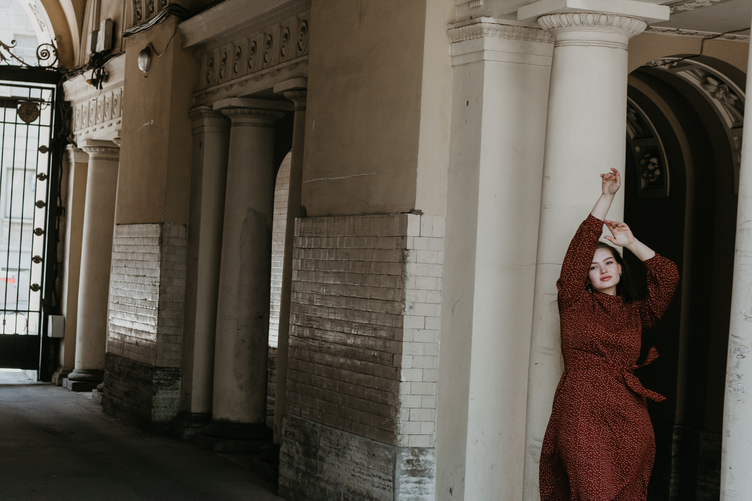 Прогулочная контент-фотосессия в центре Санкт-Петербурга для Владлены. Контент-фотограф Юлия|Санкт-Петербург|Питер