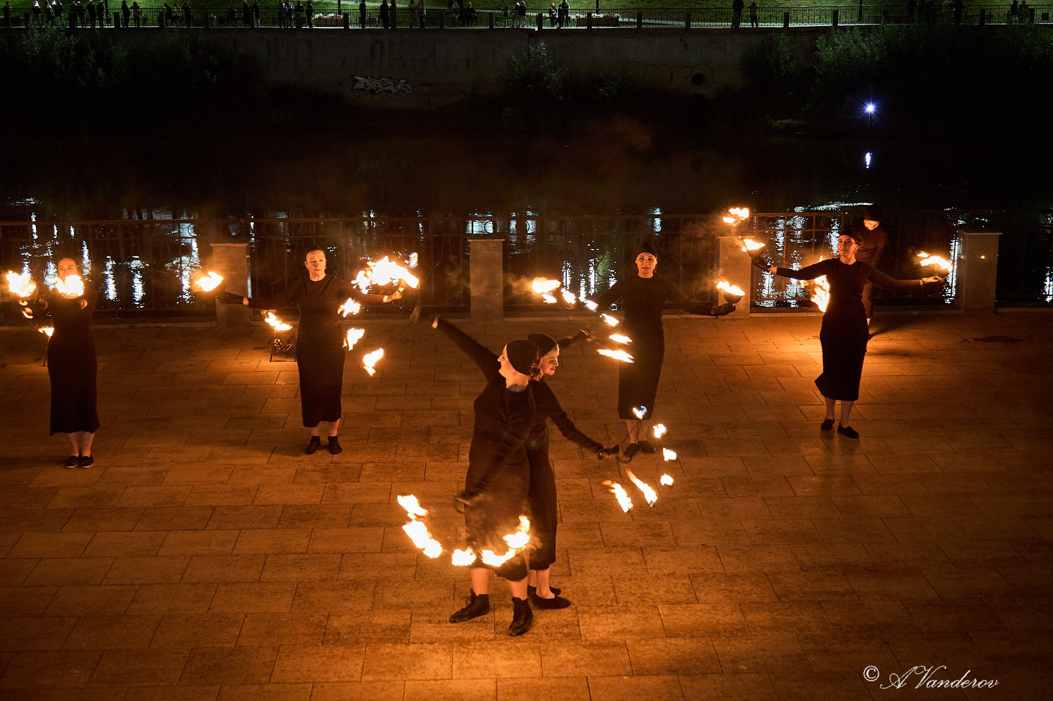 Огненное шоу. Фотограф Омск | Александр Вандеров