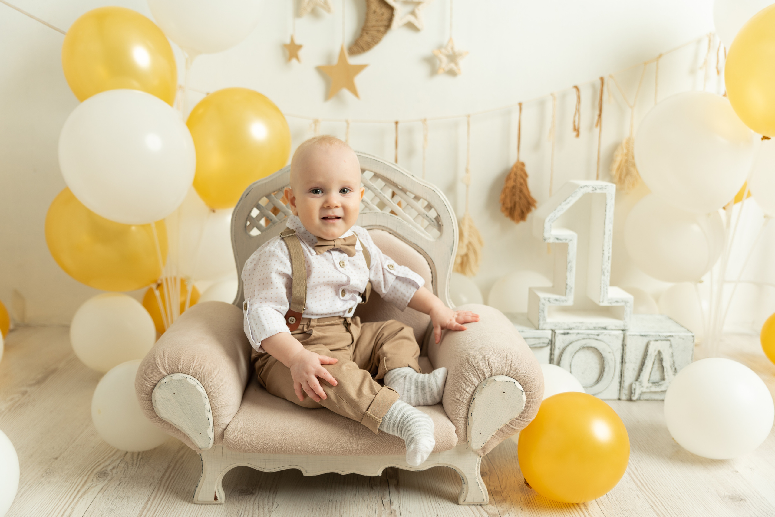 Годовасие пакет «Я И МОЯ СЕМЬЯ» малыш Артемий. Фотограф новорожденных в Нижневартовске Лара Курдюкова