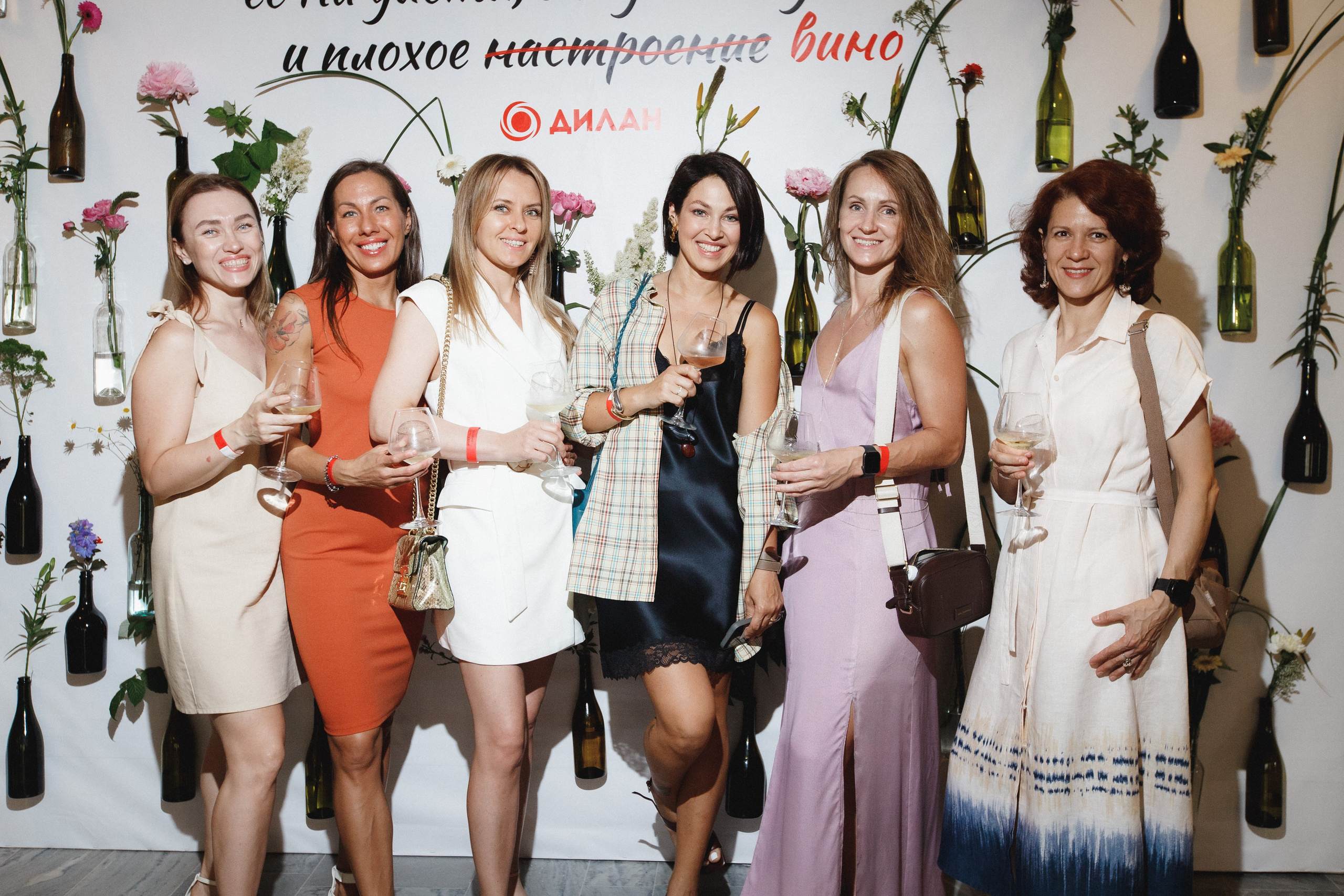 ФЕСТИВАЛЬ РОССИЙСКОГО ВИНА. СВОИ. ФОТООТЧЕТЫ-СОБЫТИЯ-МЕСТА