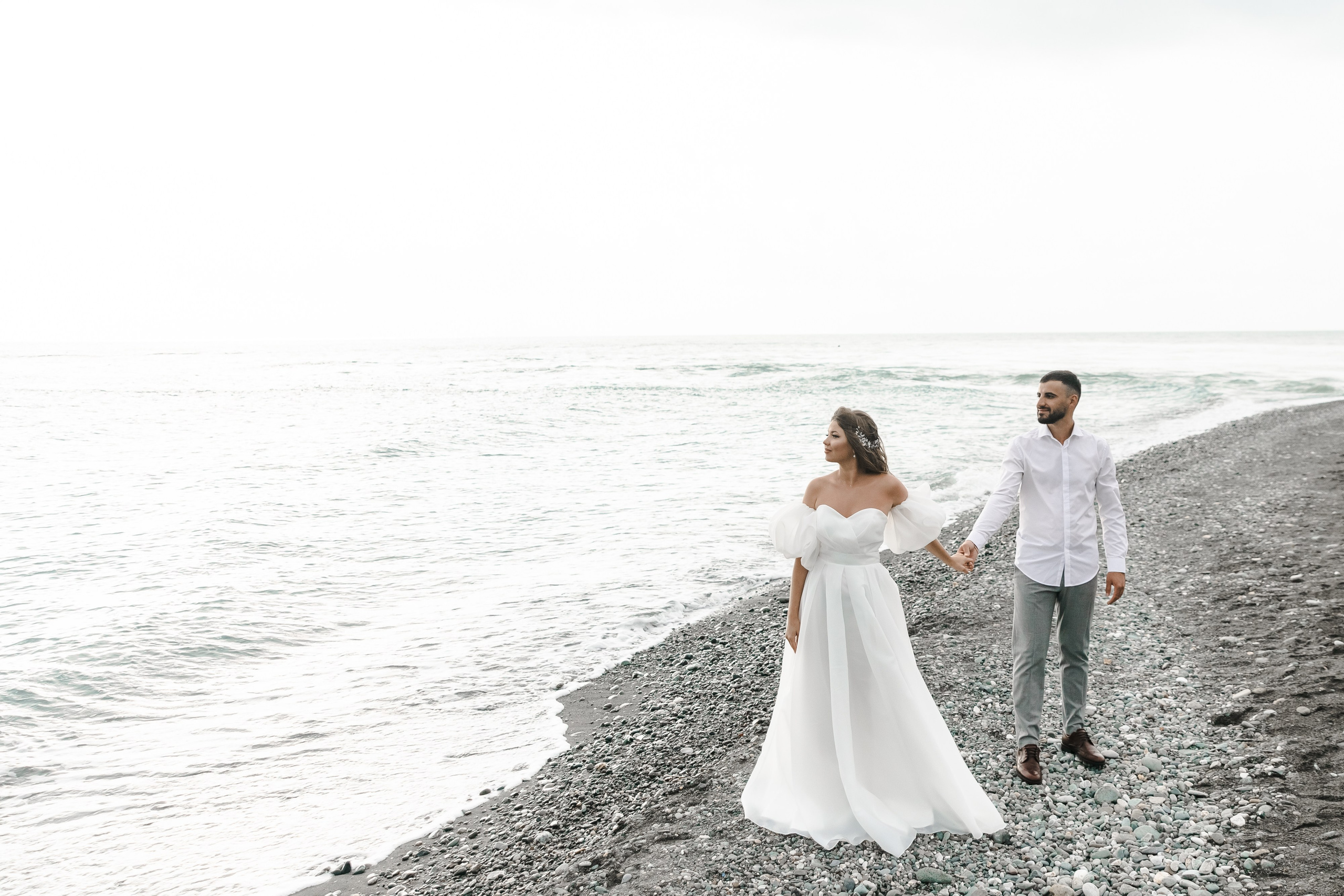 Фотограф Адлер. Идеальная фотосессия на фоне моря. Свадебный фотограф в Абхазии, Сухум, Гагра, Сочи