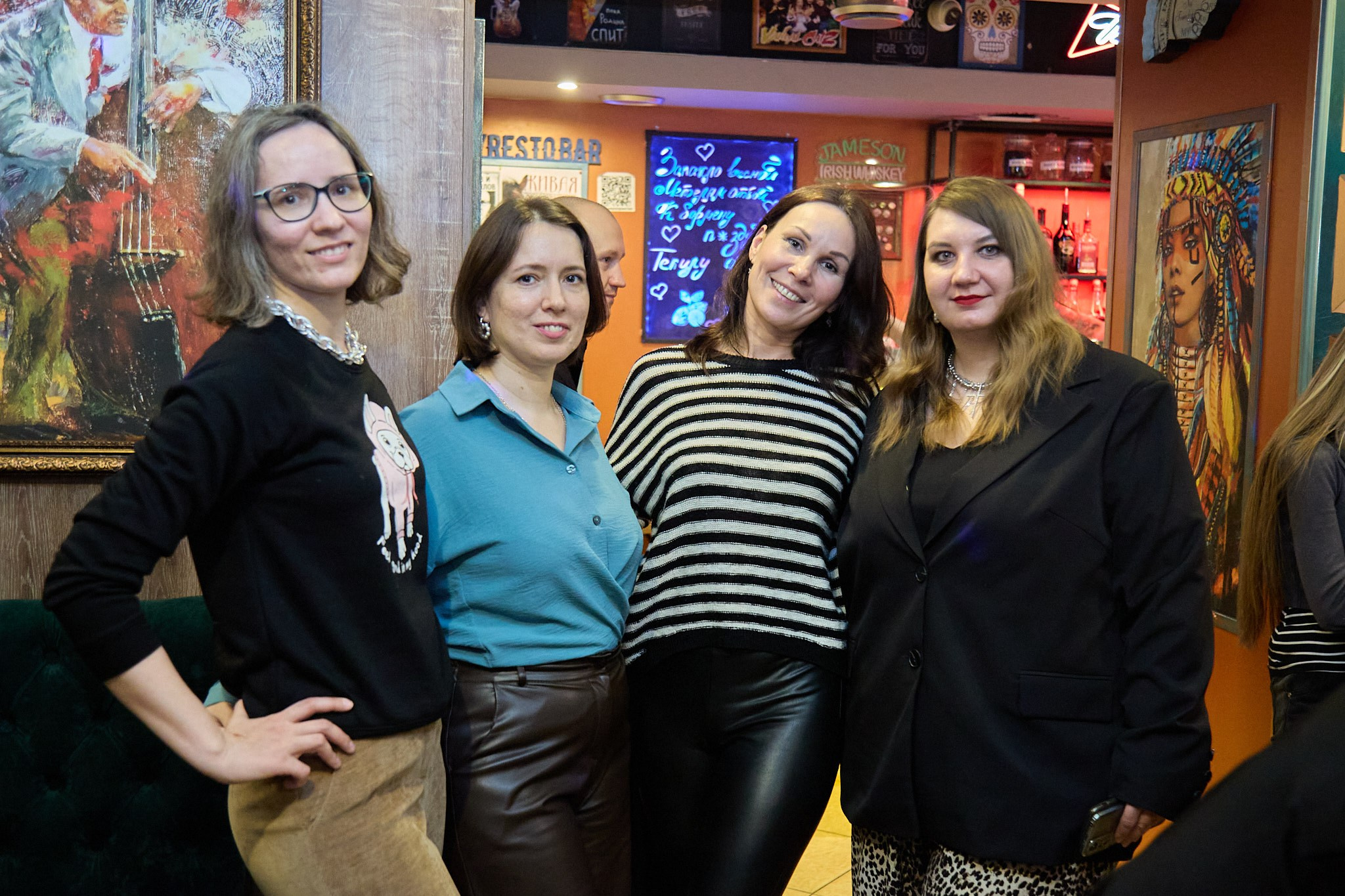 Концерт в баре «Гости». Фотограф Омск | Александр Вандеров