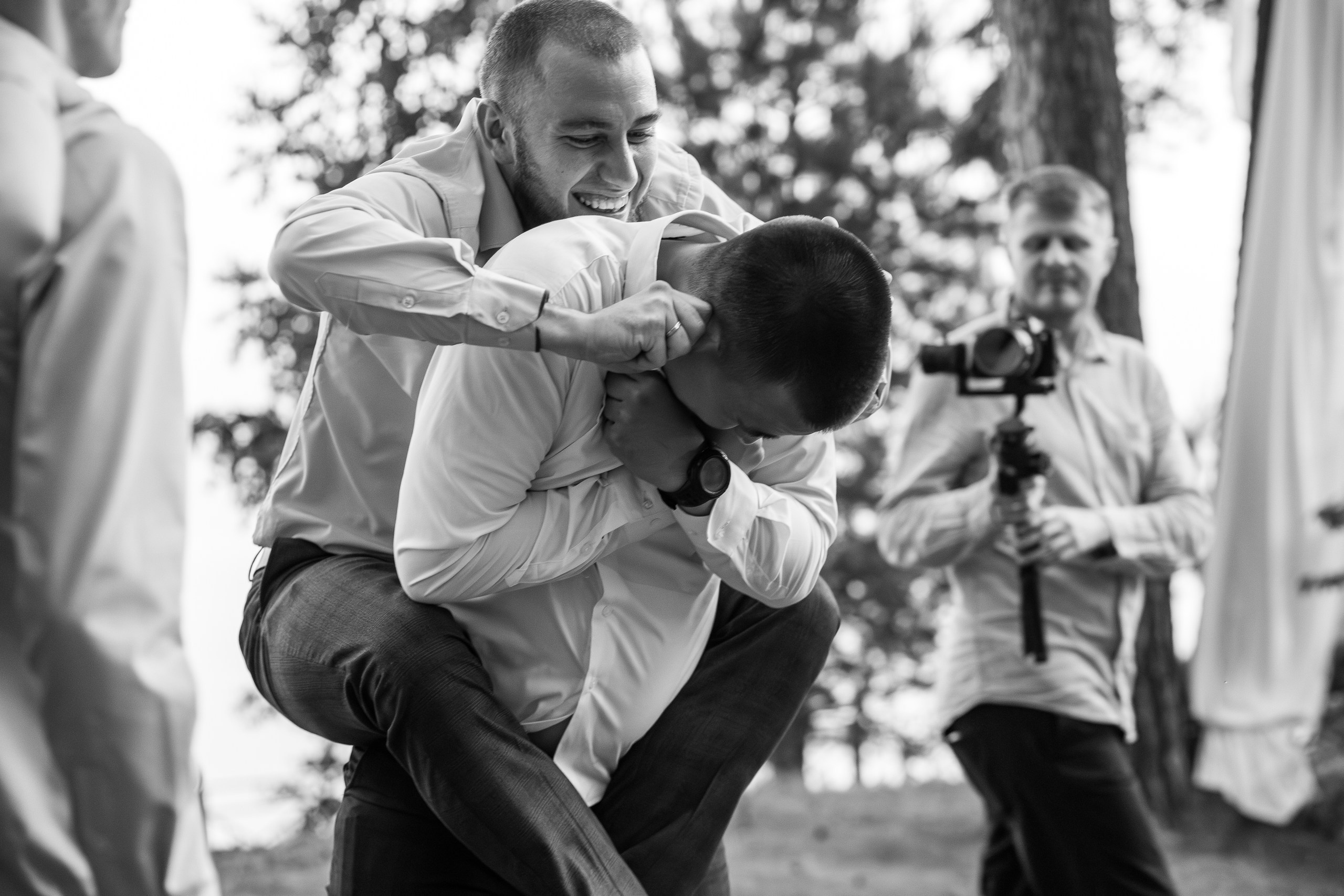 А & Ю | Камерная свадьба под открытым небом. Свадебный фотограф Настя Шелл г. Череповец