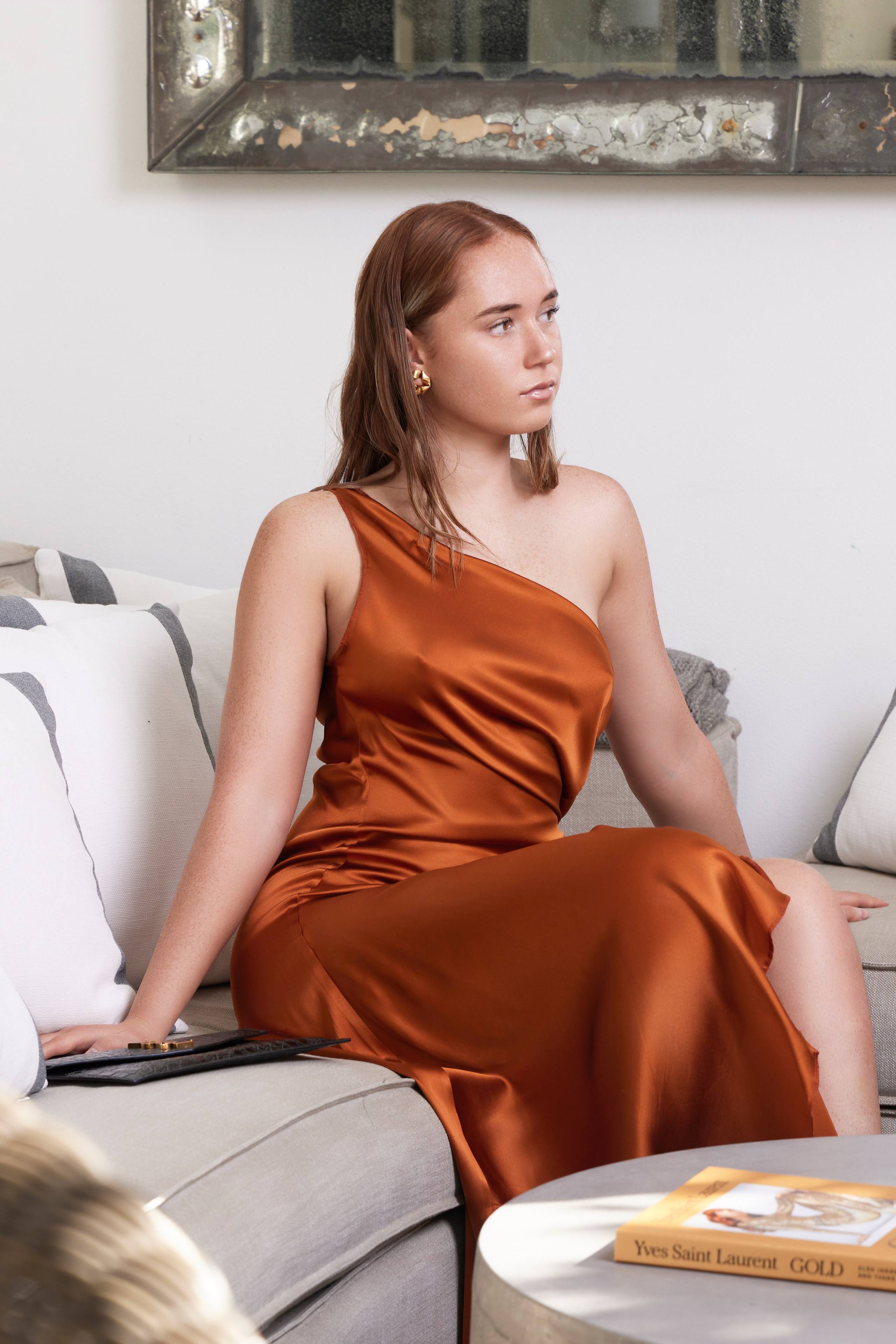 Poolside luxury photography in Sydney. Maria Poleshchuk, commercial photographer in Sydney