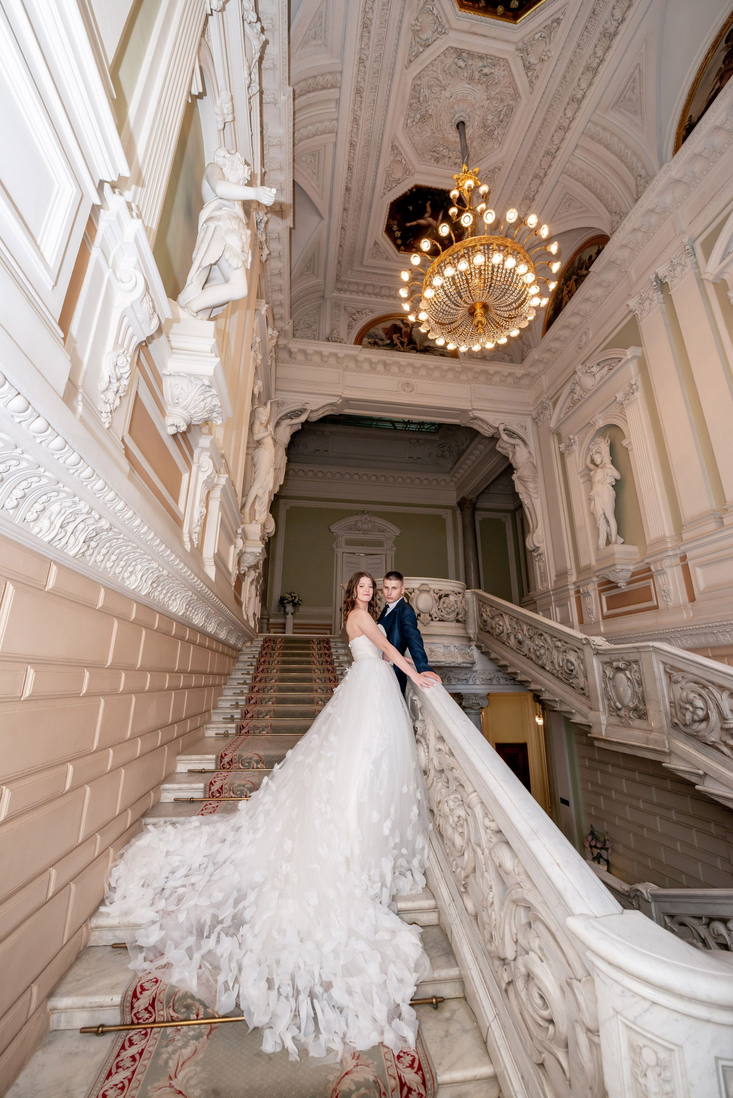 Зажигательная и динамичная свадебная фотосессия Анастасии и Максима. Портретный, семейный и свадебный фотограф в Санкт-Петербурге и в Пушкине Ширяев Денис