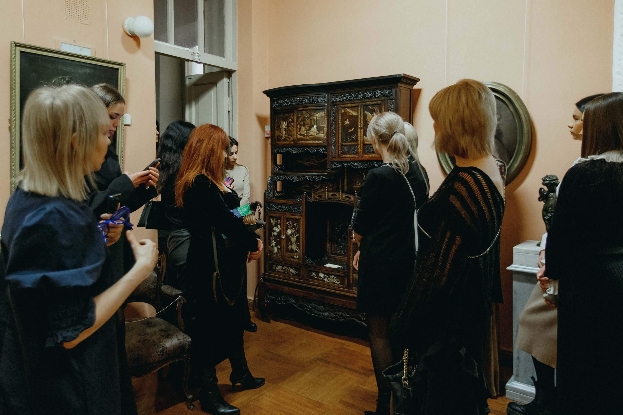 VITRINA BEAUTY — НОТЫ. МУЗЫКАЛЬНЫЙ ВЕЧЕР. СВОИ. ФОТООТЧЕТЫ-СОБЫТИЯ-МЕСТА