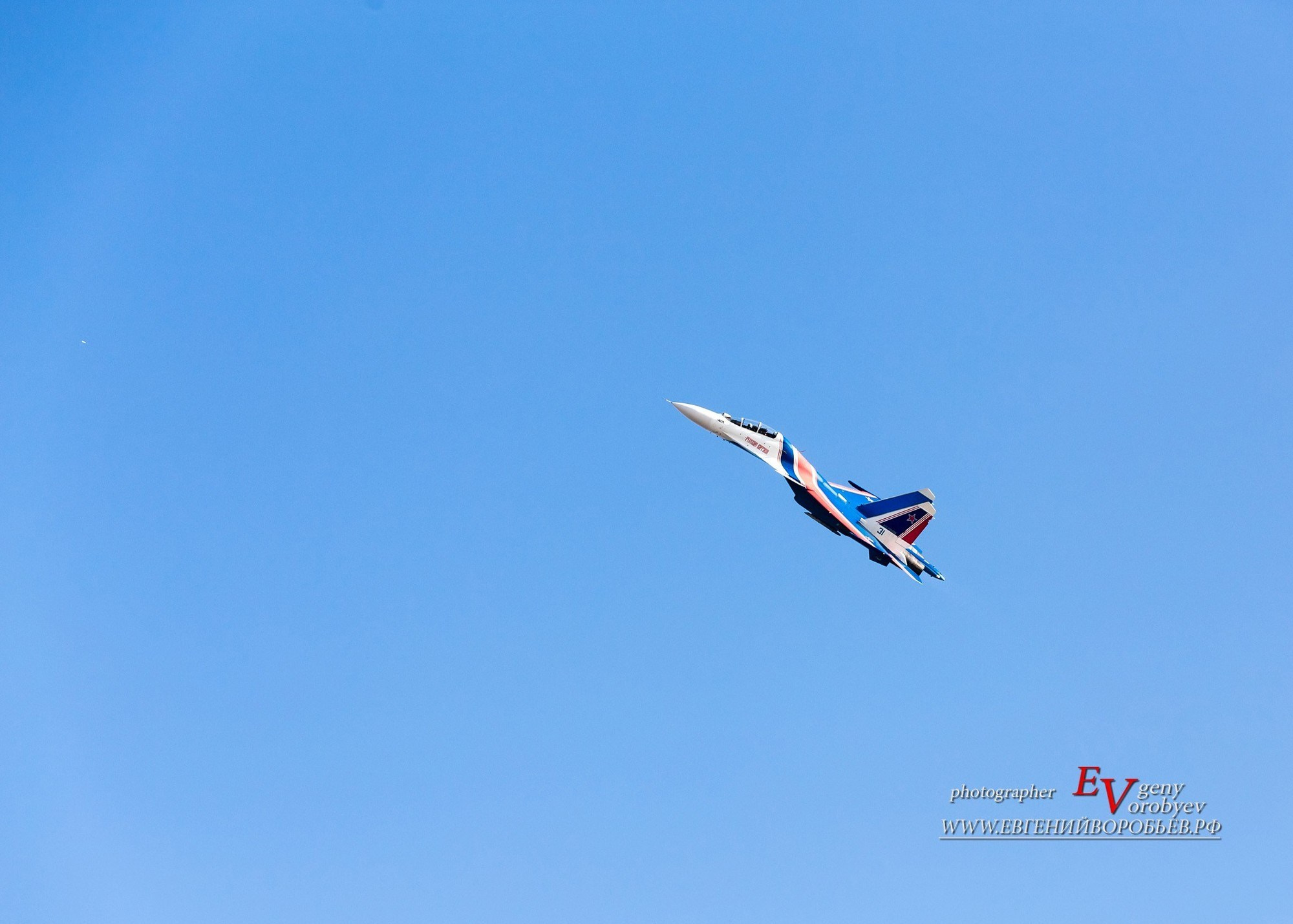 Репортажная фото видеосъёмка репортажей фотограф в Красноярске цена стоимость заказать забронировать услуги фоторепортаж видеосъёмка дрон