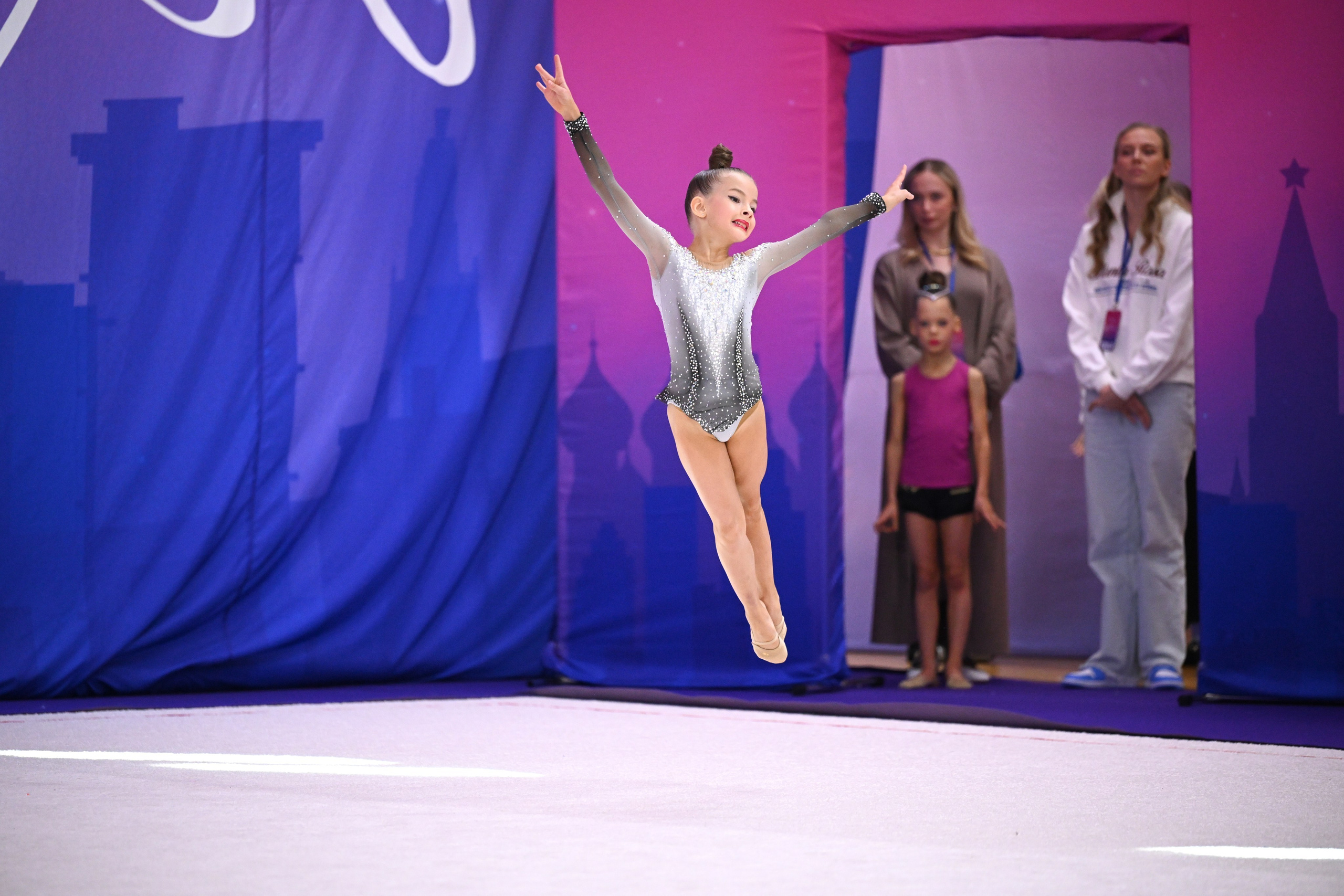 Турнир по художественной гимнастике СОВЕРШЕНСТВО МОСКВА ДИНАМО. ФОТОВИДЕОСПОРТ. Фото видео услуги на соревнованиях по художественной гимнастике. Видеотрансляция соревнований. Москва, ЦФО, ПФО
