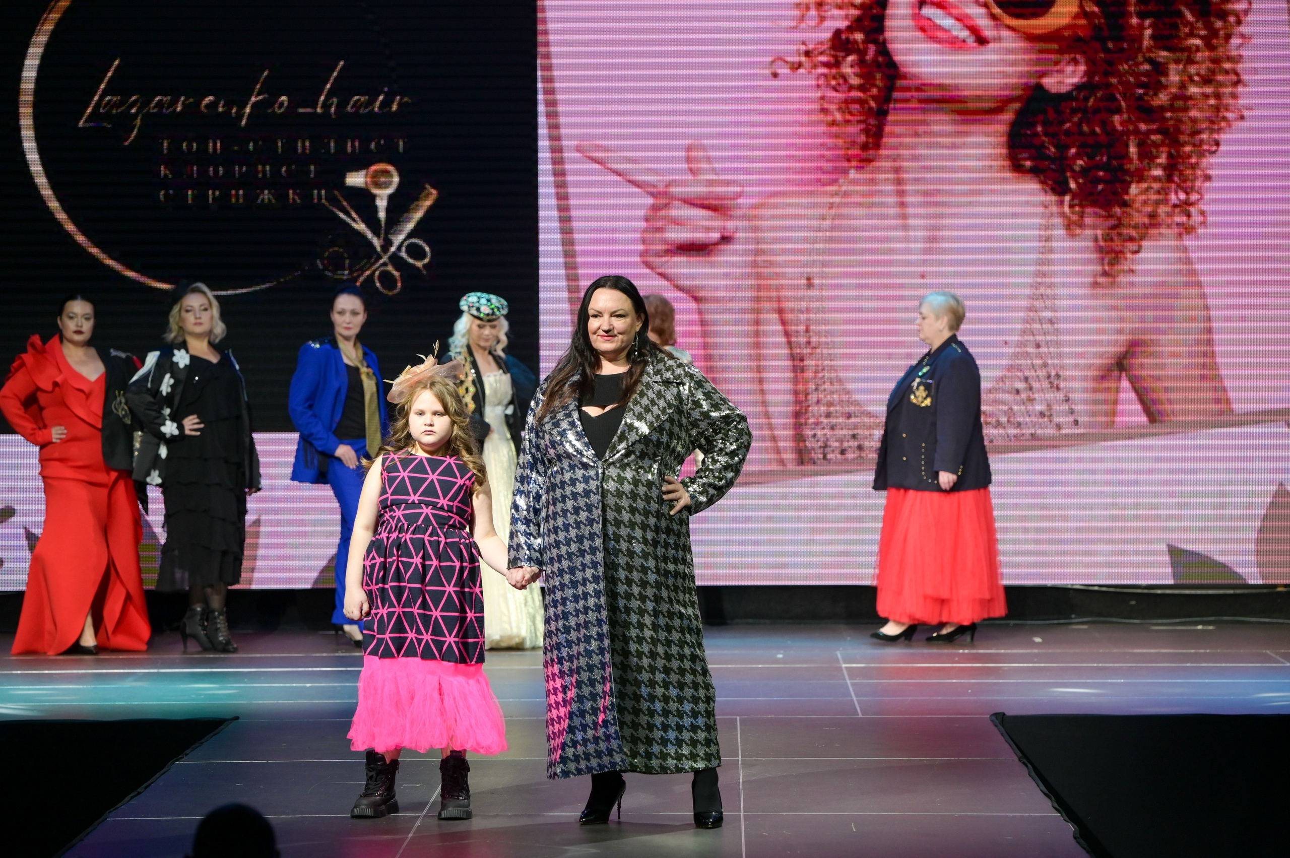 Fashion Show Photos. Фотоуслуги, услуги фотографа, фотографирование важных событий