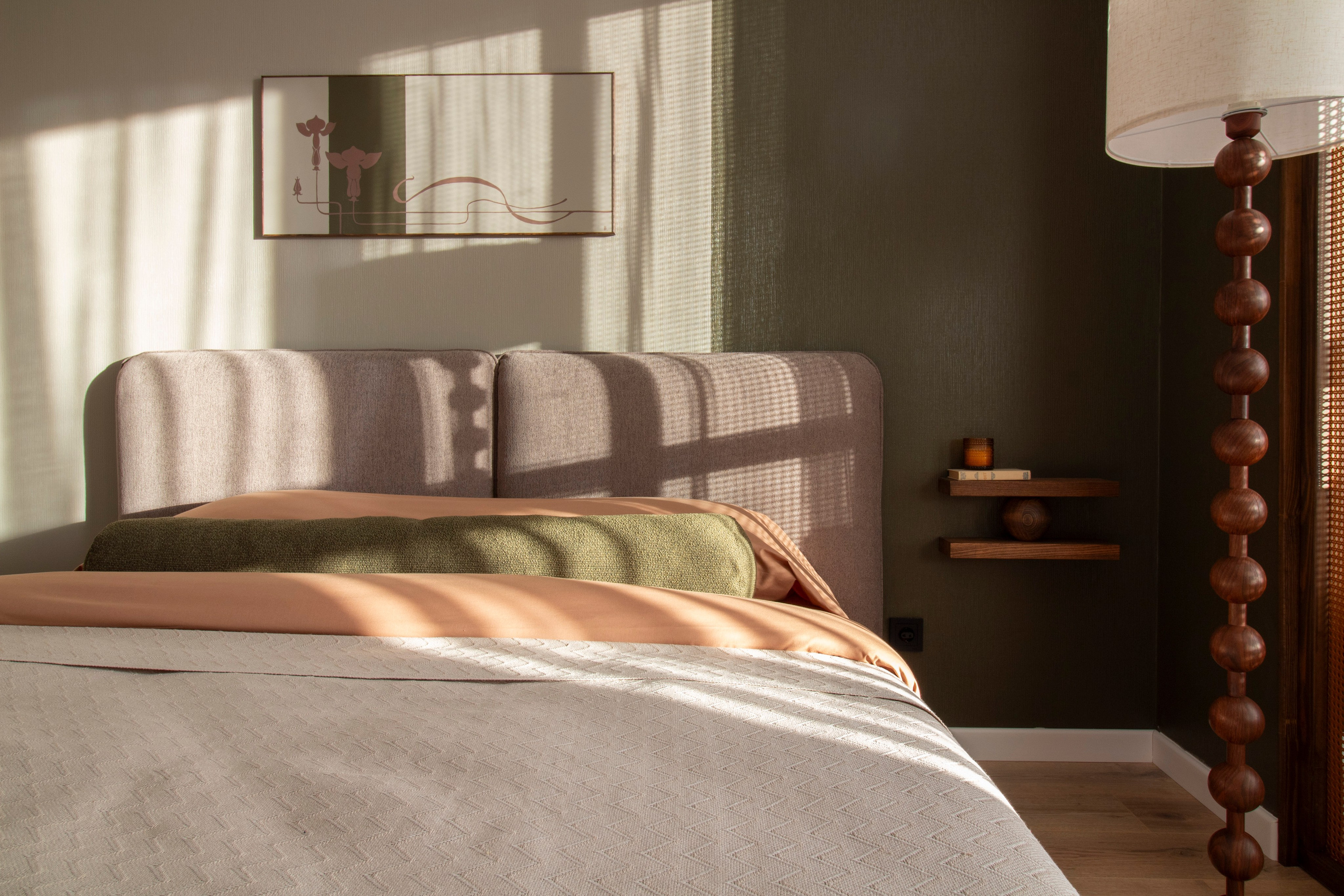 Квартира с природными мотивами для зумеров. Хоумстейджинг и дизайн. Екатеринбург