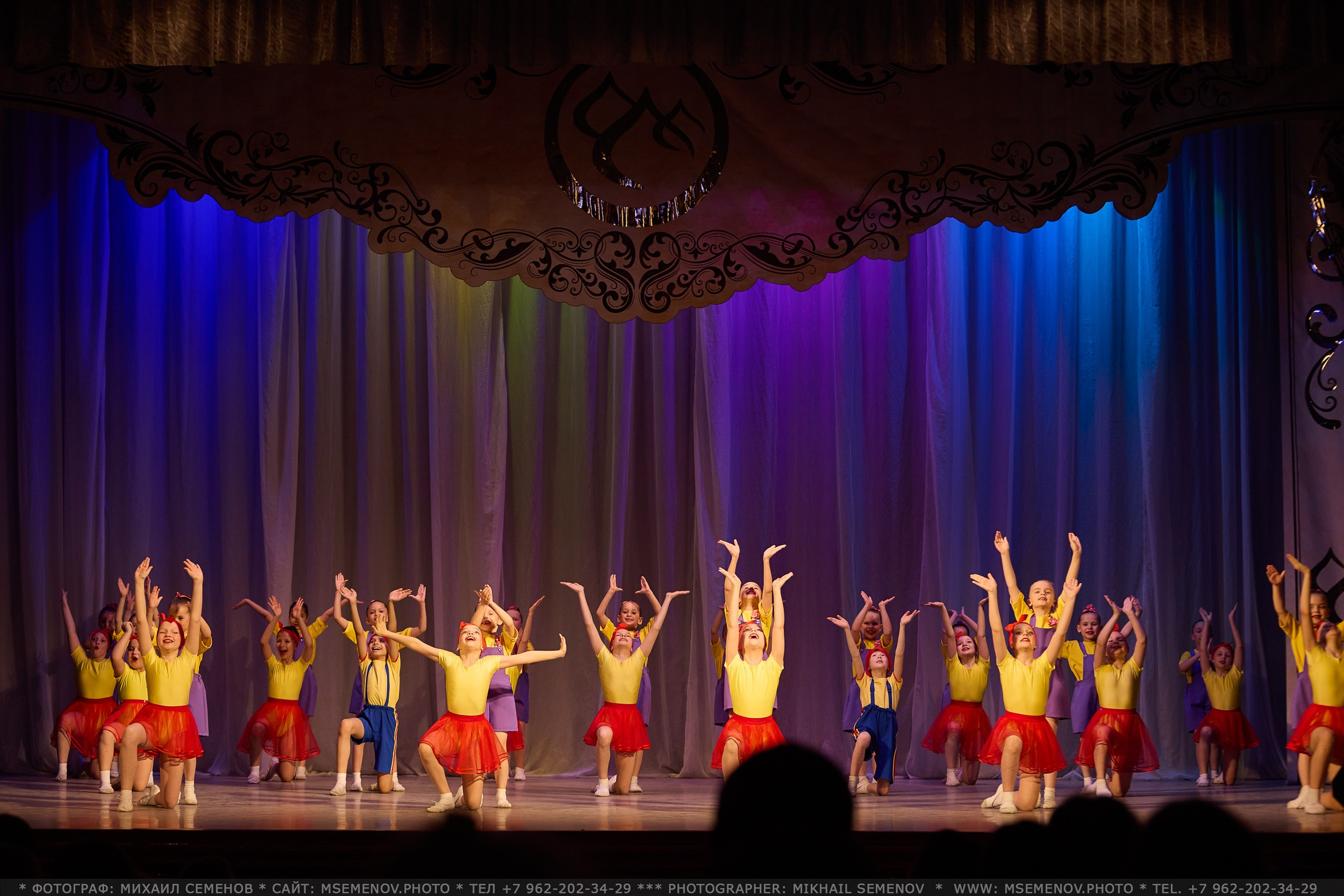 Фоторепортаж с Концерта «Волжанка» и «Задоринка»