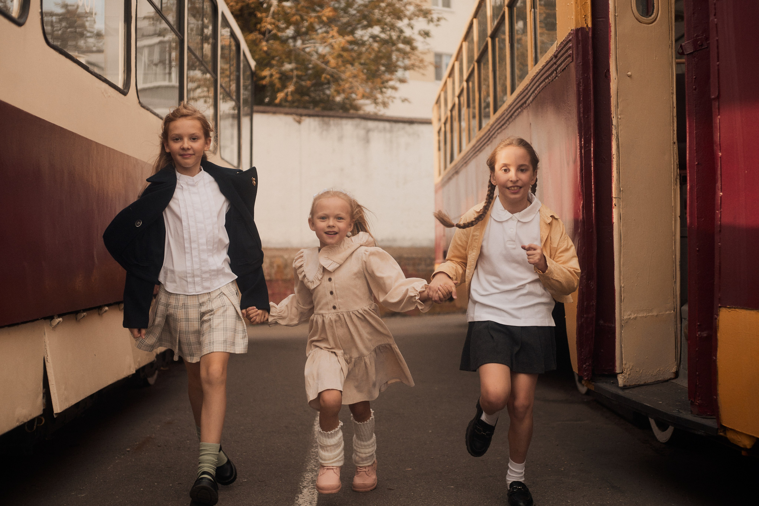 Творческая фотосессия в трамвае. Фотограф в Минске Алёна Дианина