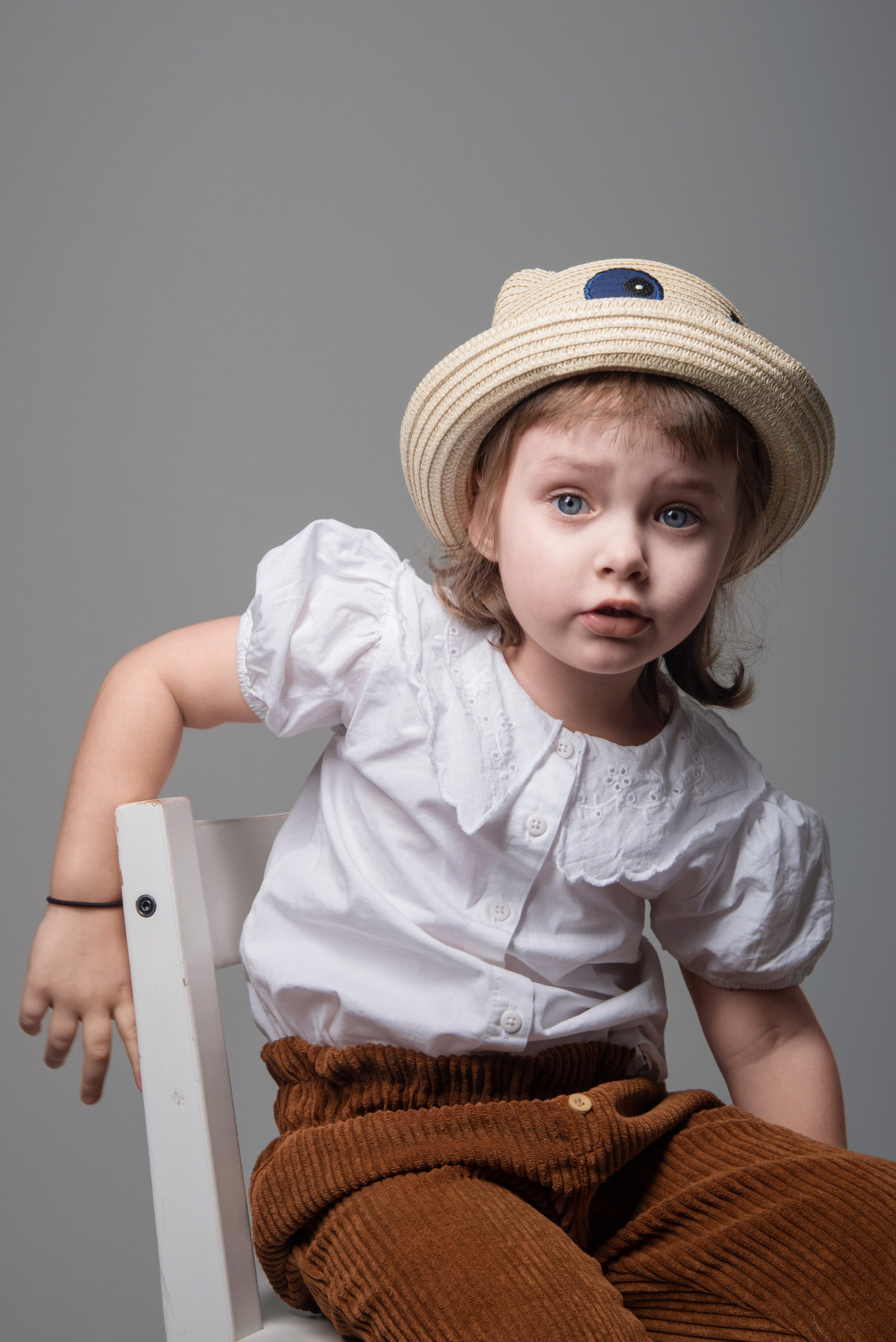 Алиса и ее родители, семейная фотосессия в Омске. Свадебный и портретный фотограф в Омске Матвей Краузе