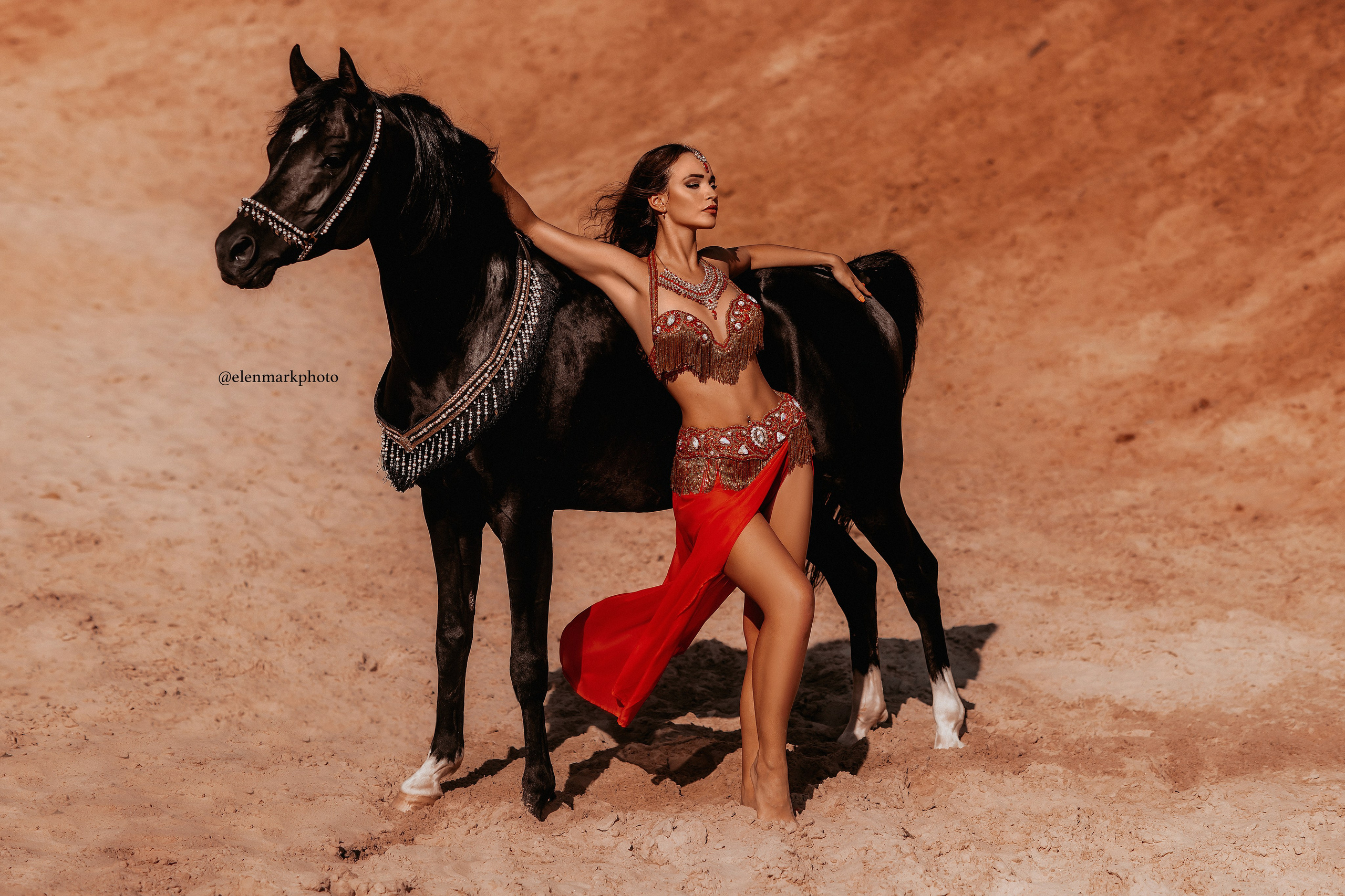 Восточная фотосессия с конем. Женский и свадебный фотограф в Москве Елена Тараскина