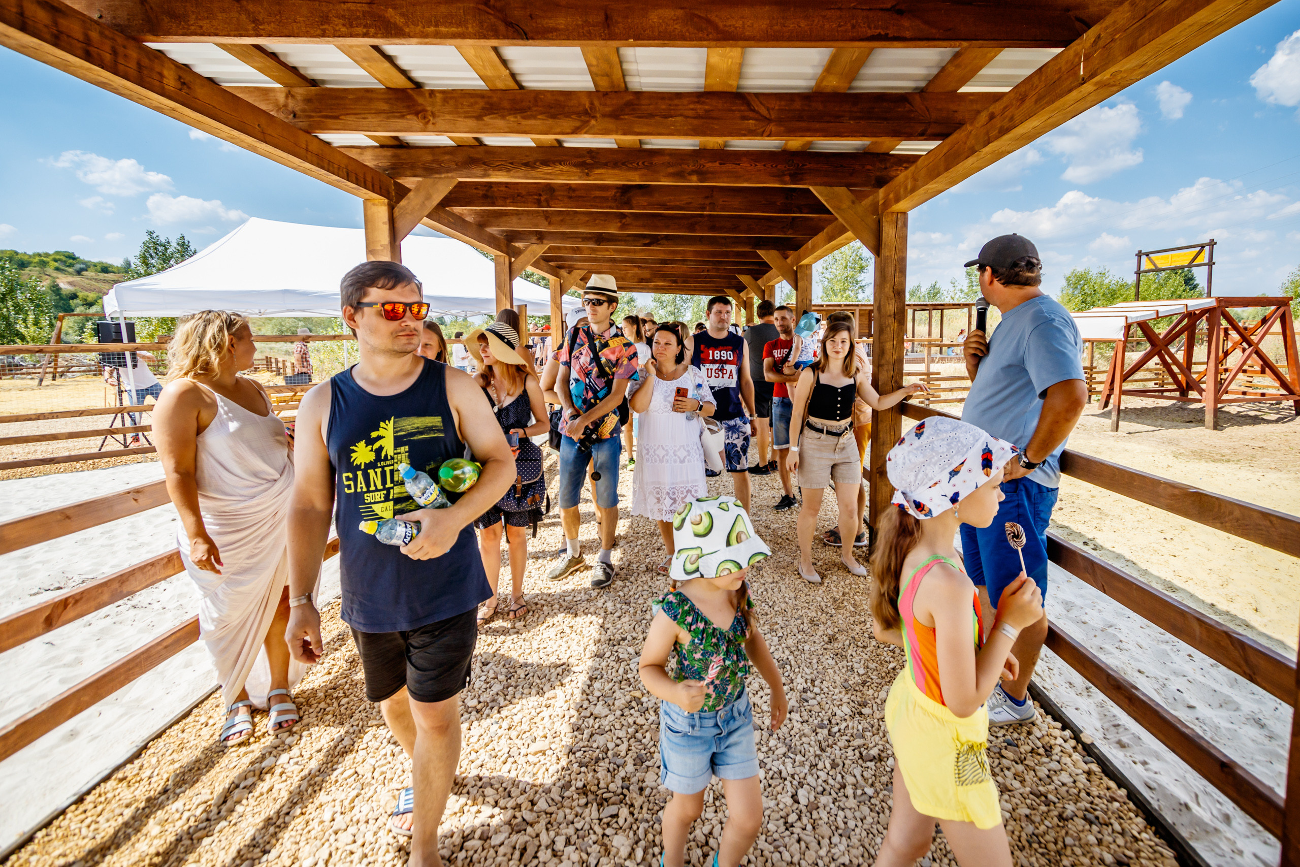 Альпака-парк, анонс. Марк Шишкин — репортажный фотограф в Воронеже и России