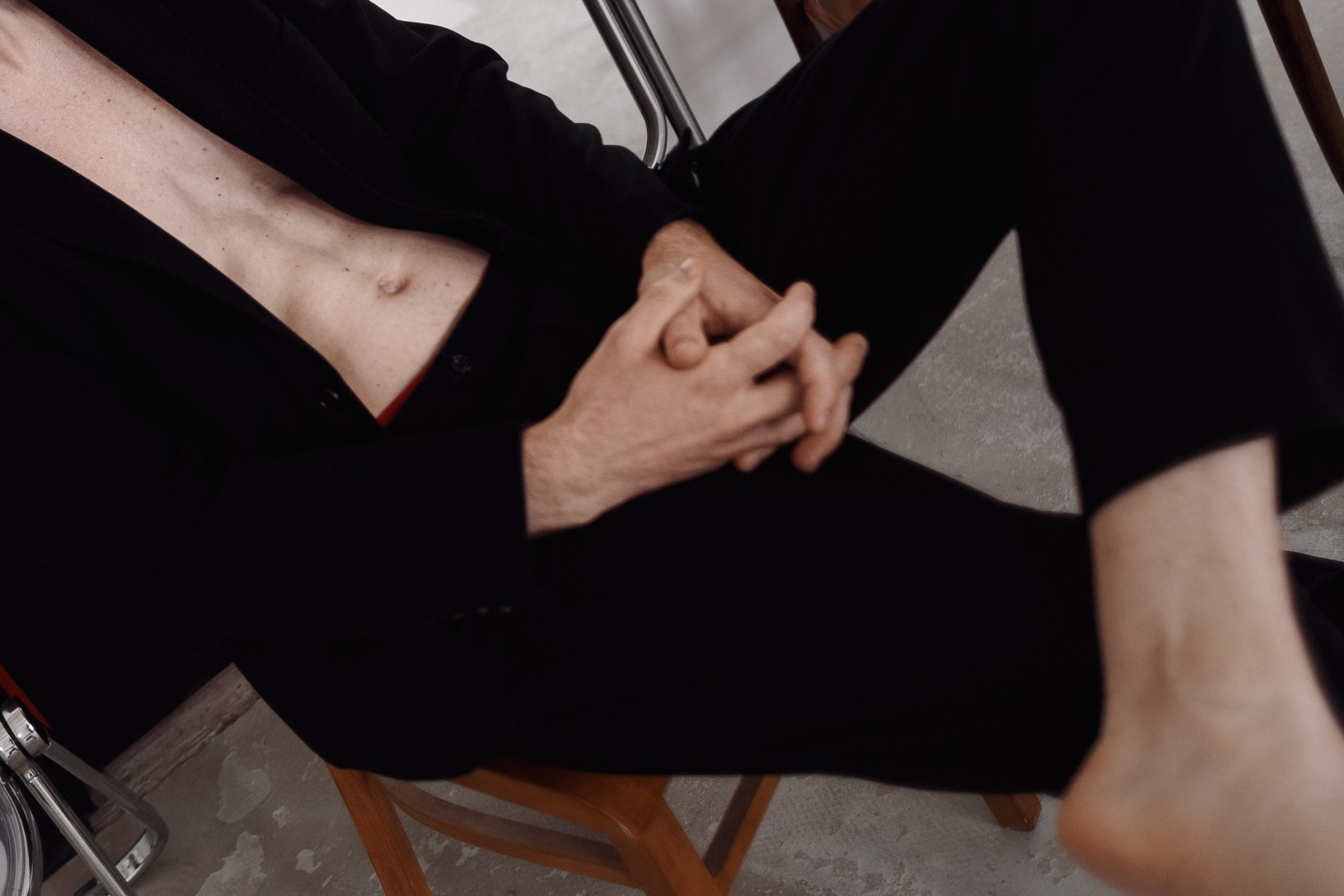 Лаконичный мужской образ: фотограф Дарья Мустафина. Съемка портрета с характером.