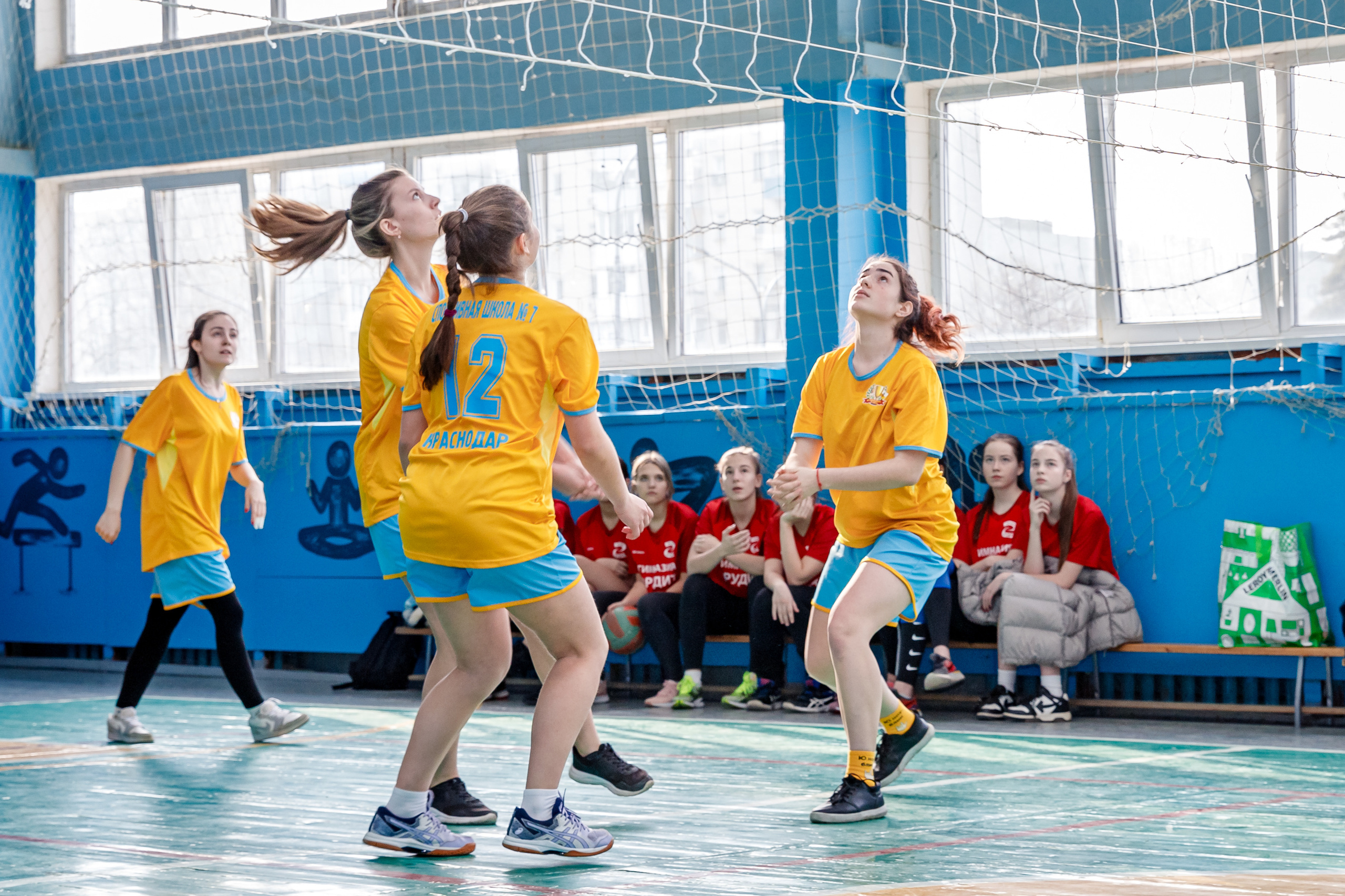 Волейбол. Марина Ушакова. Фотограф. Выпускные альбомы. г. Краснодар