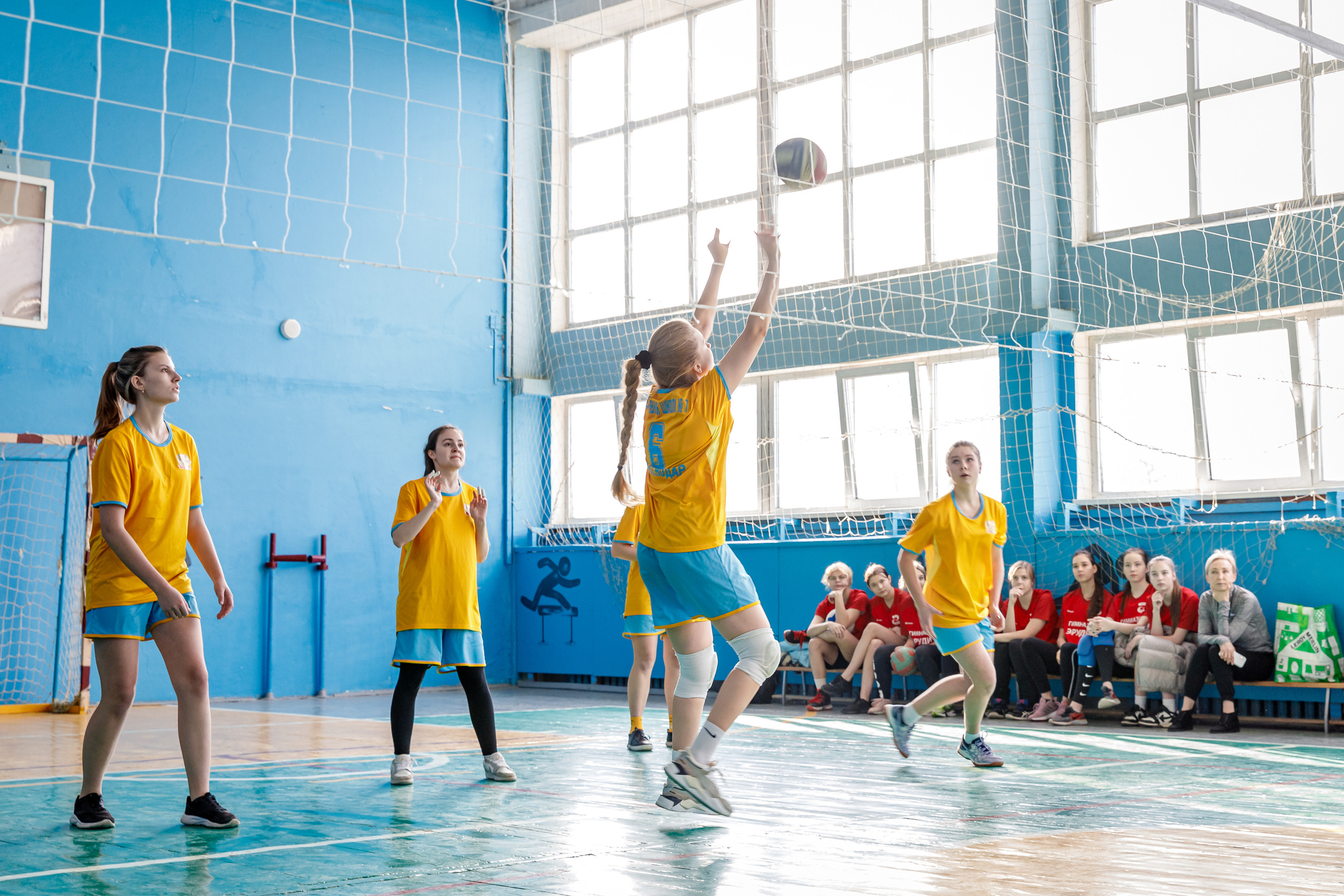 Волейбол. Марина Ушакова. Фотограф. Выпускные альбомы. г. Краснодар