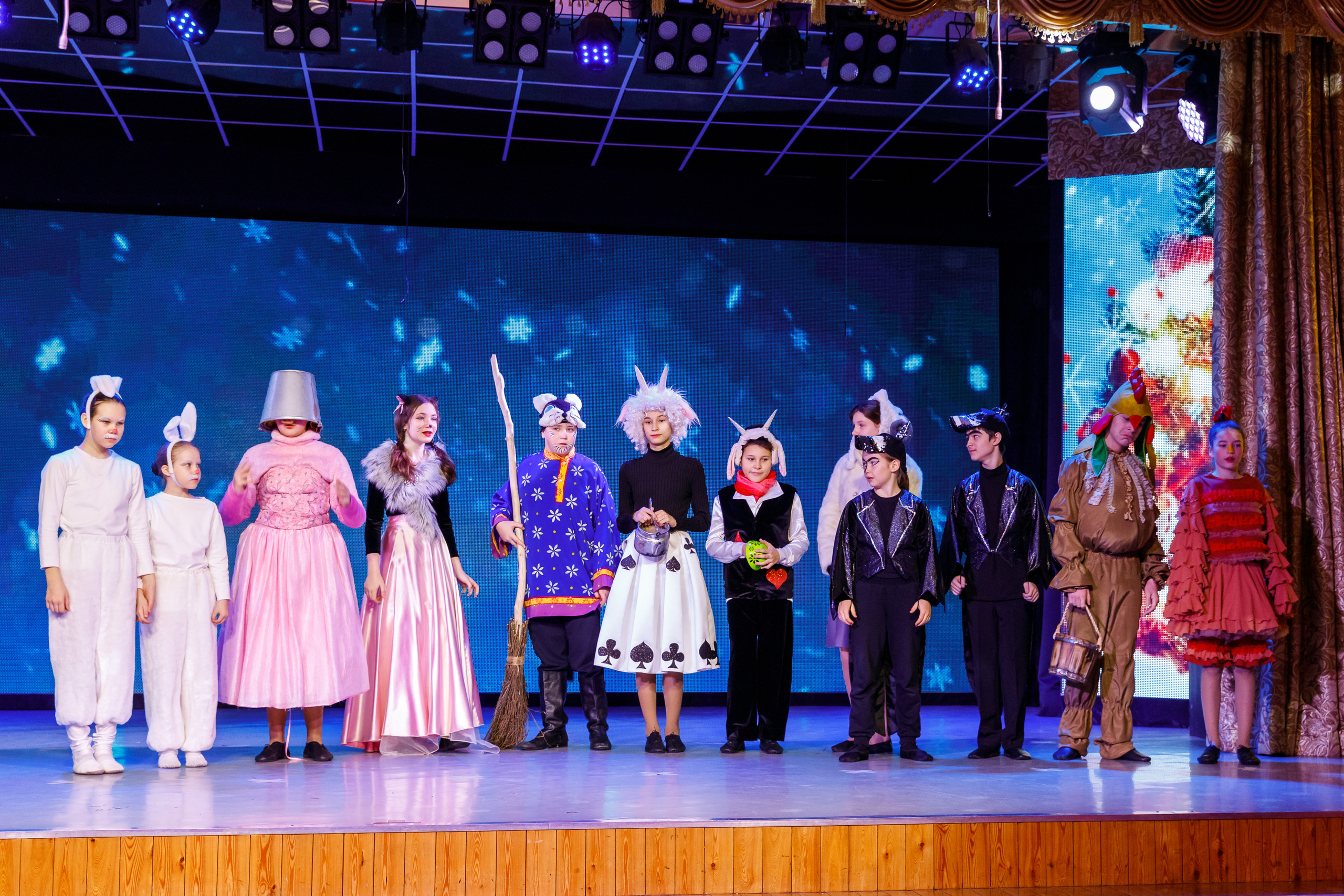 «Кошкин дом». Марина Ушакова. Фотограф. Выпускные альбомы. г. Краснодар