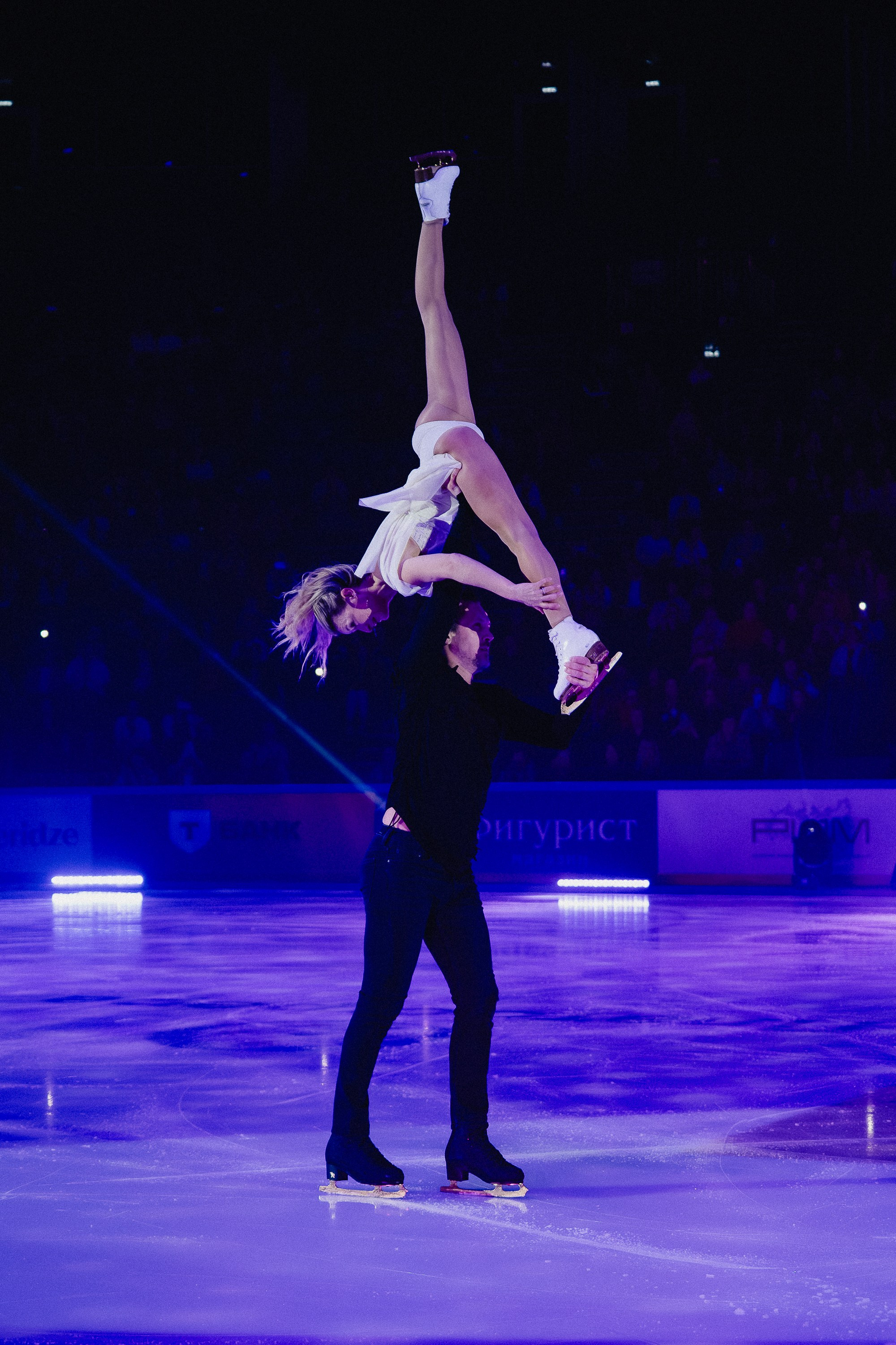 Шоу Этери Тутберидзе в Новосибирске. Воробьева Ксения — Спортивный и танцевальный фотограф Новосибирск
