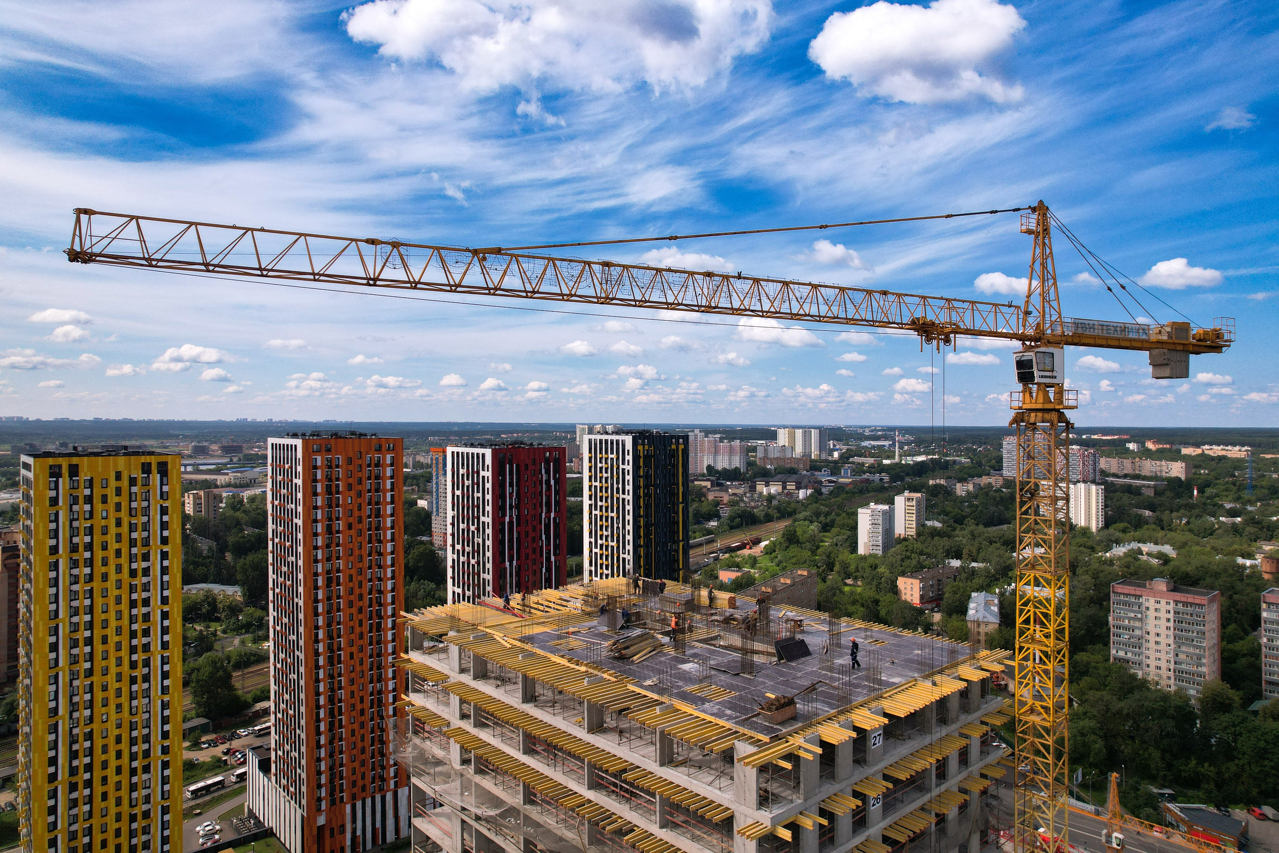 Архитектура и недвижимость. Ход строительства. Съемка с дрона. Профессиональное решение для частных лиц и бизнеса