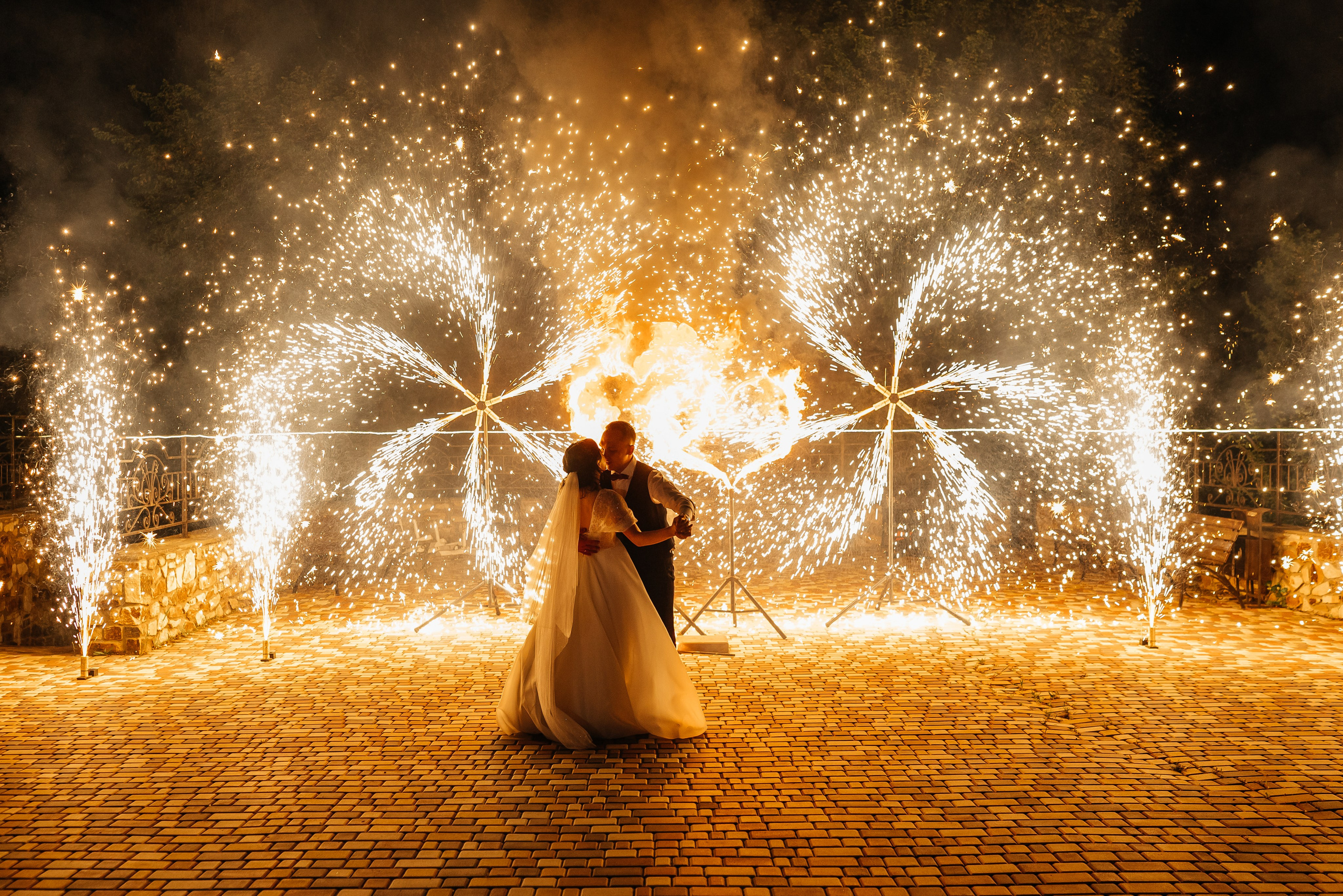 Вика и Артём. 24.04.2025. Фотограф в Каменске-Шахтинском Ольга Сагал